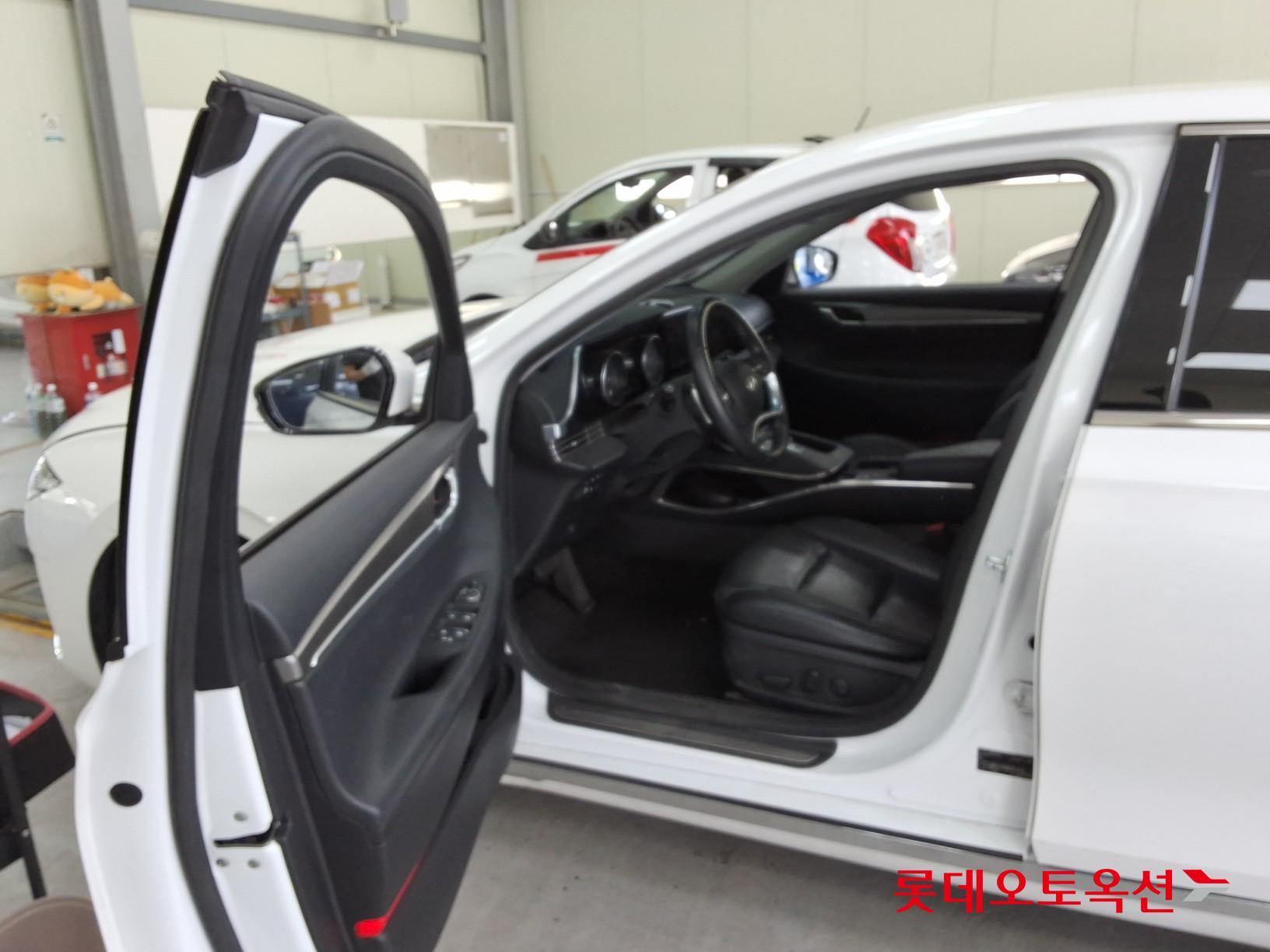 2021 - hyundai grandeur