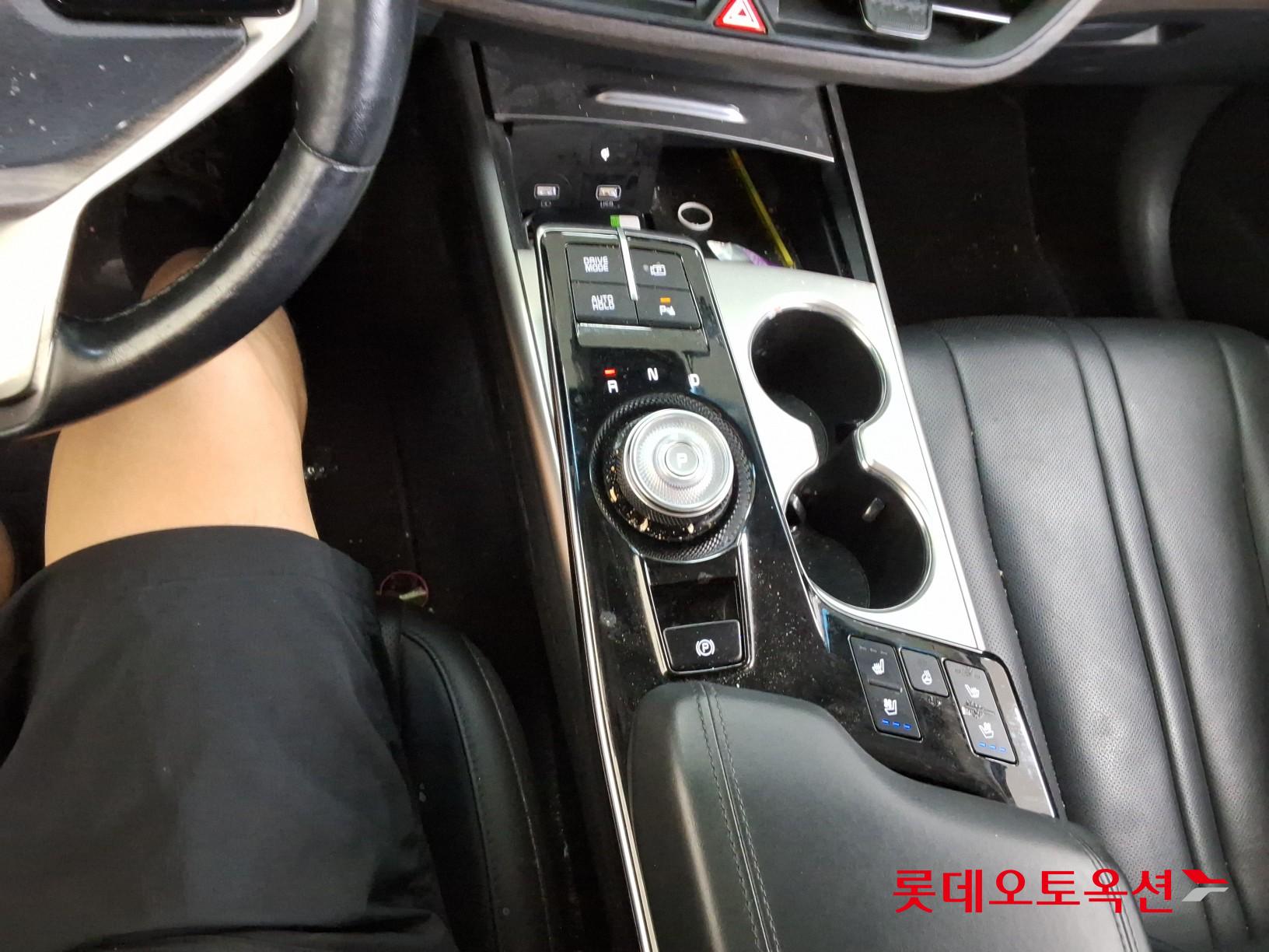 2022 - kia k8