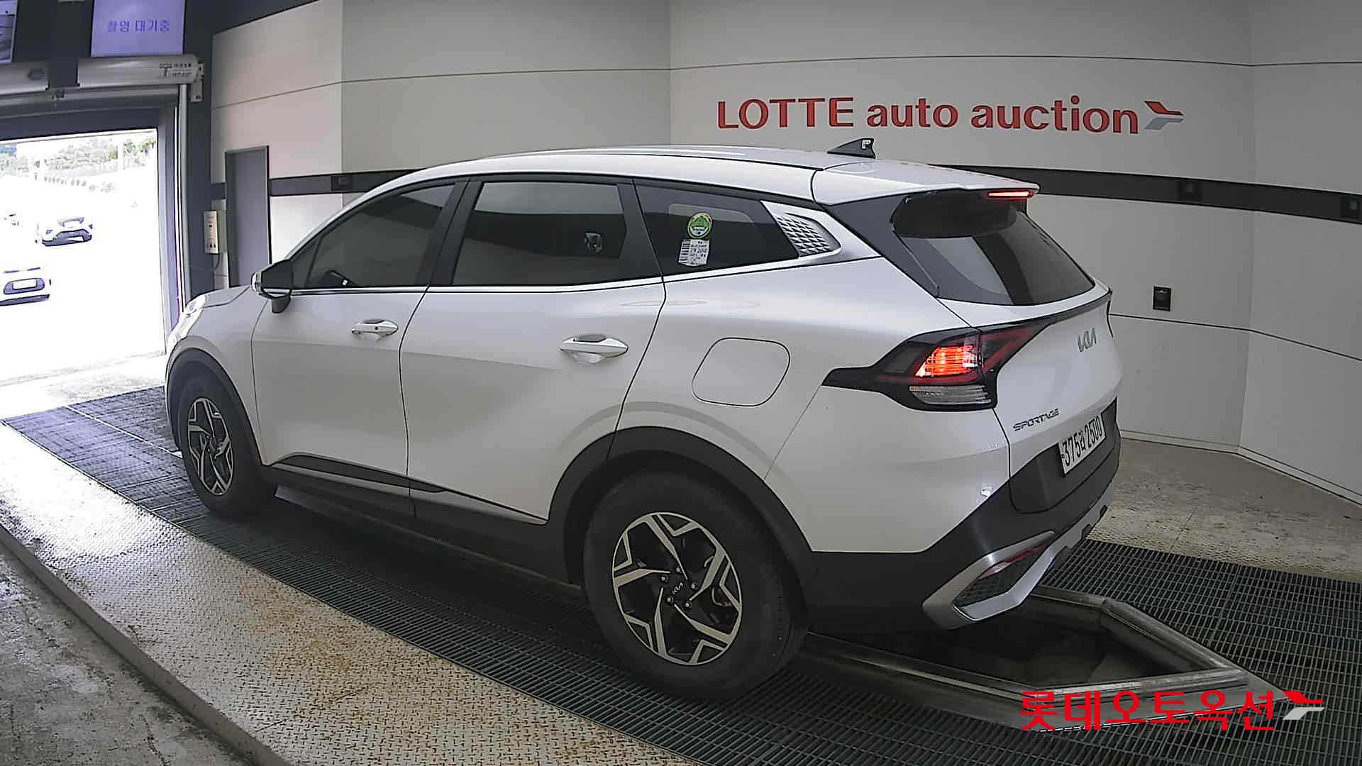 2024 - kia sportage