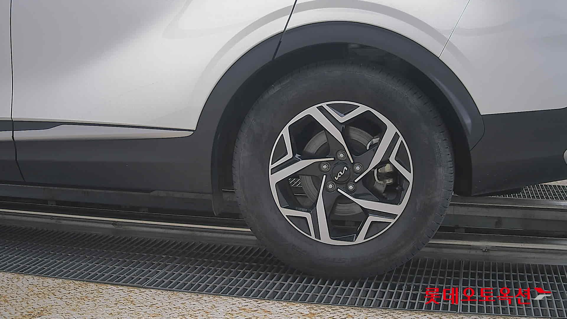 2024 - kia sportage
