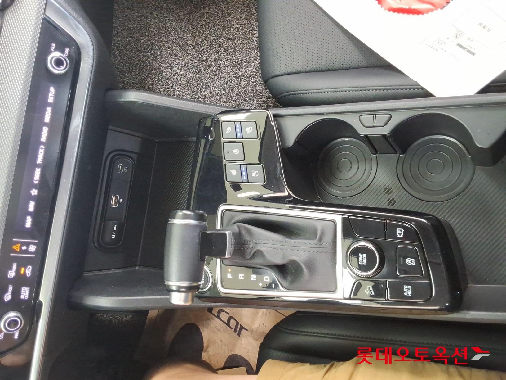 2024 - kia sportage