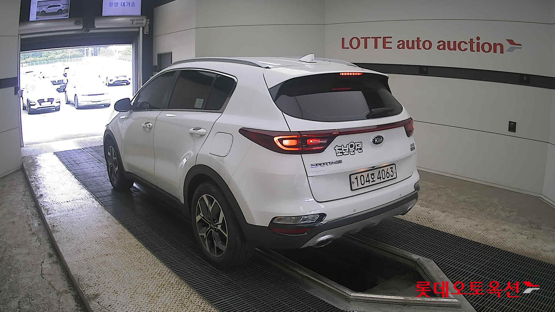 2020 - kia sportage