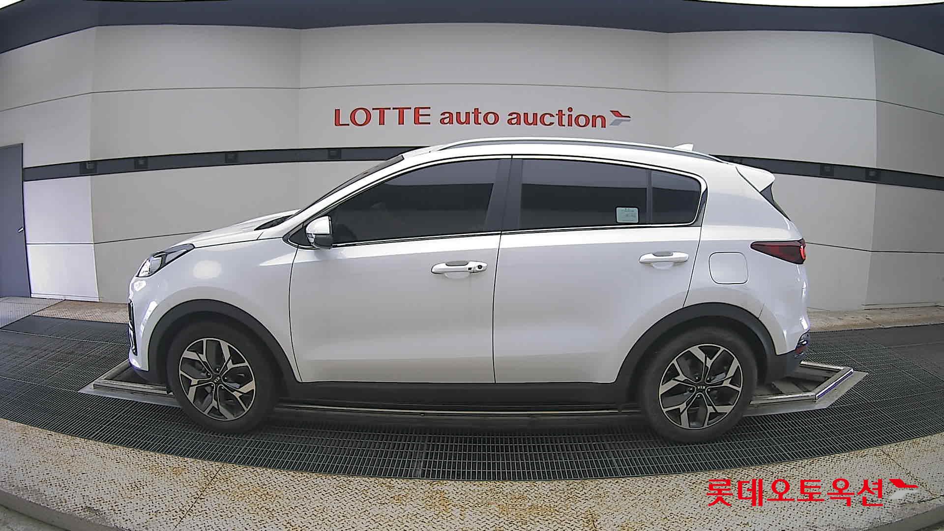 2020 - kia sportage