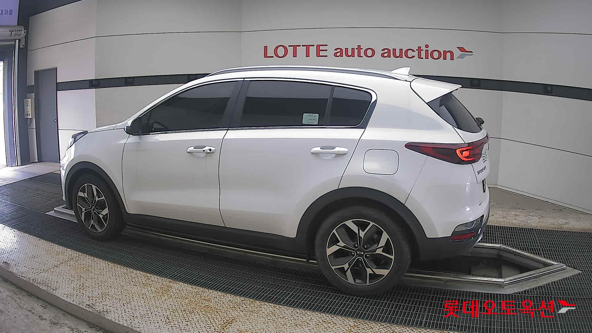 2020 - kia sportage
