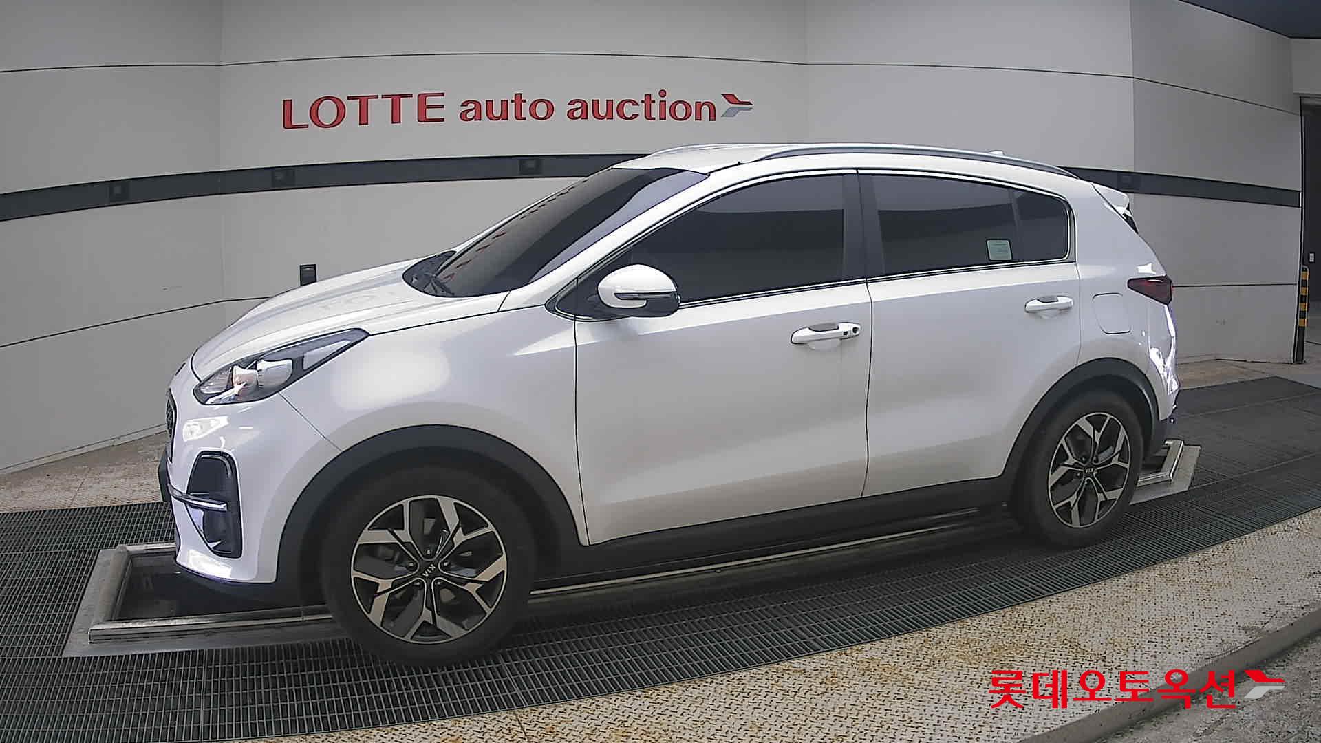 2020 - kia sportage