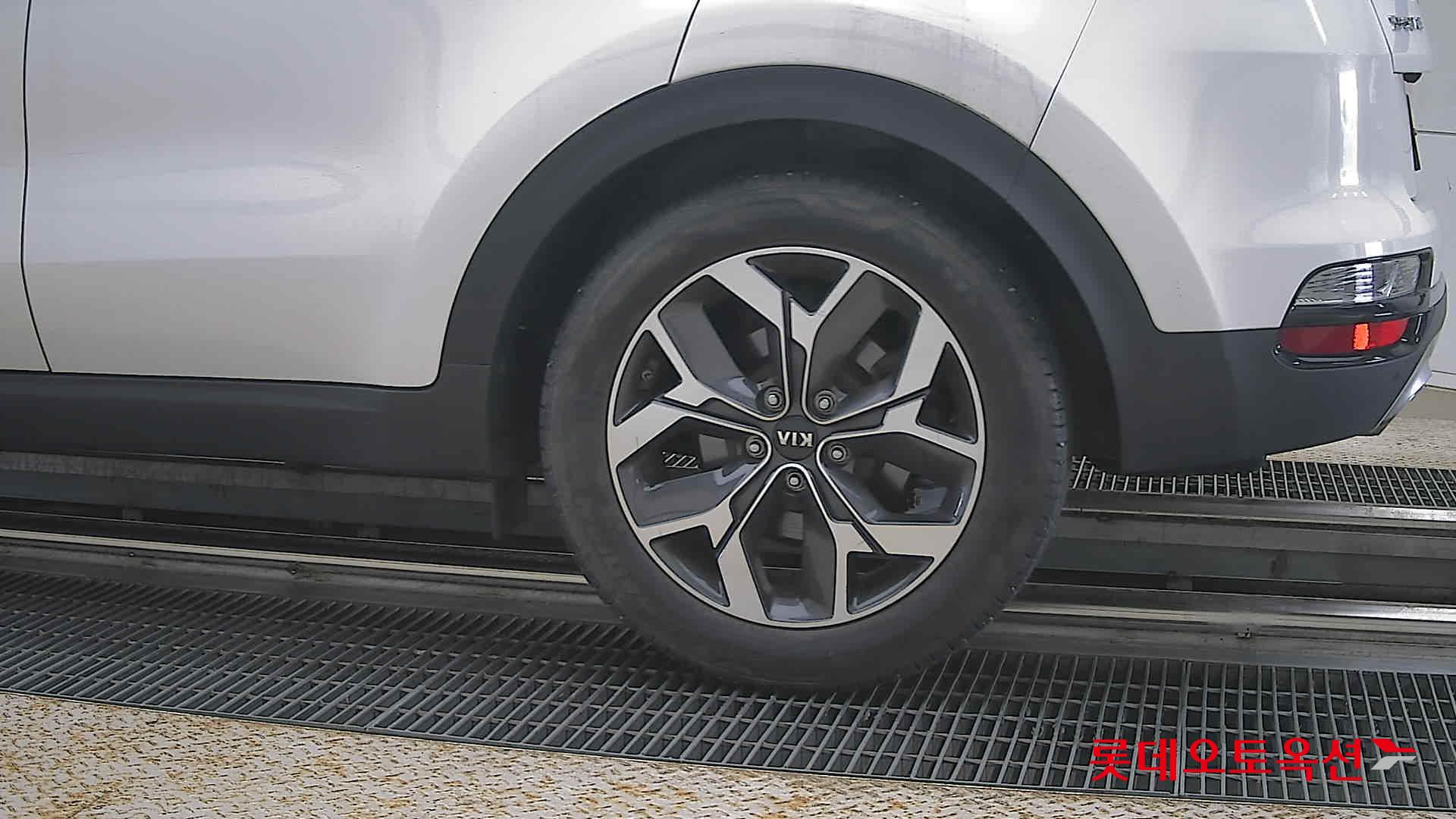 2020 - kia sportage