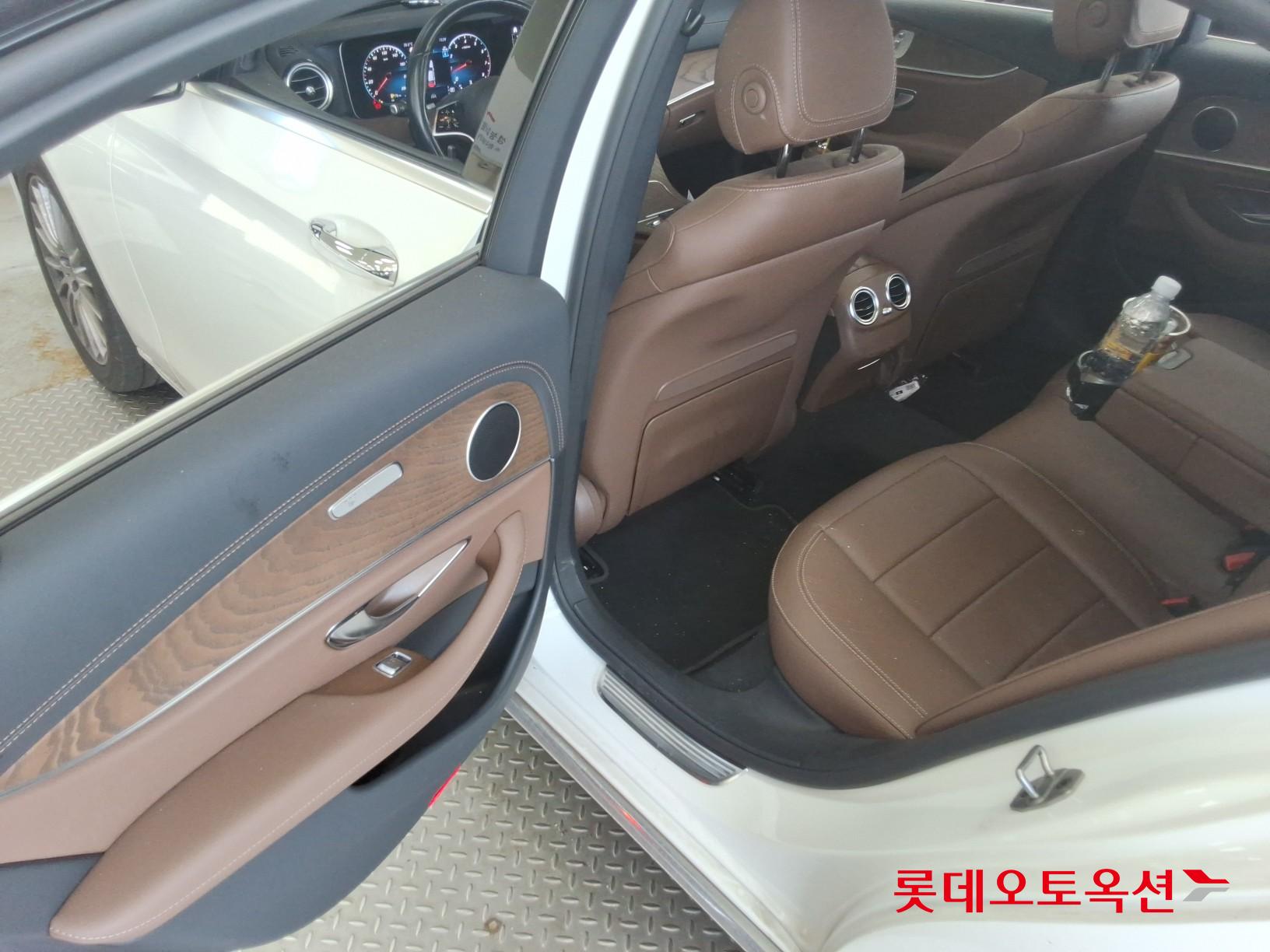 2022 - mercedes-benz e250