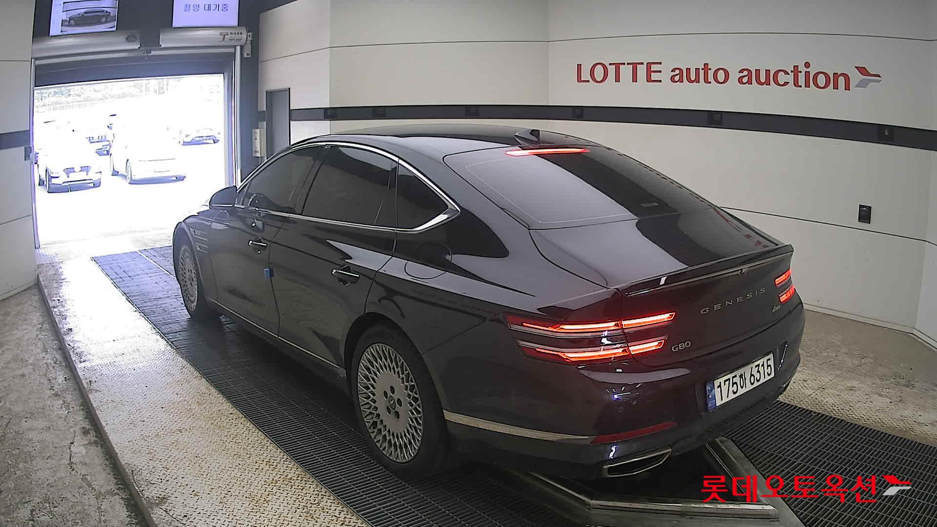 2023 - genesis g80