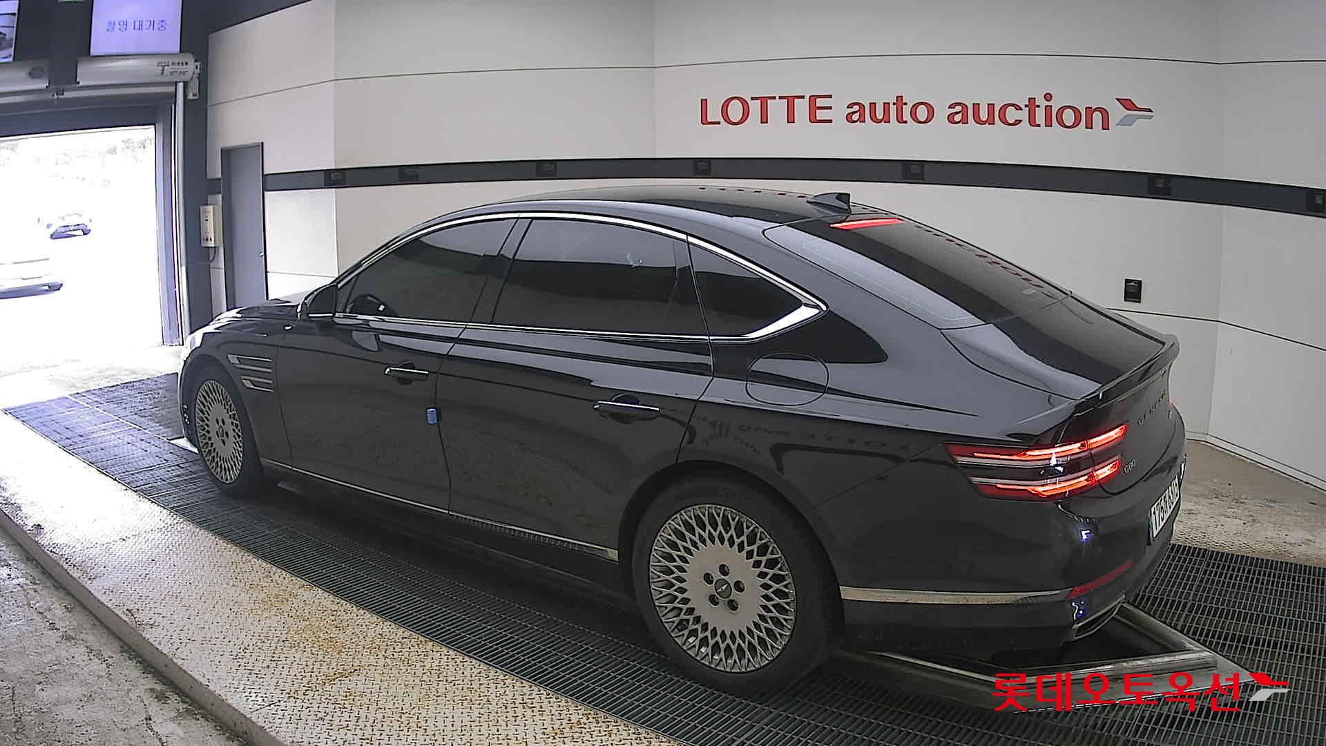 2023 - genesis g80