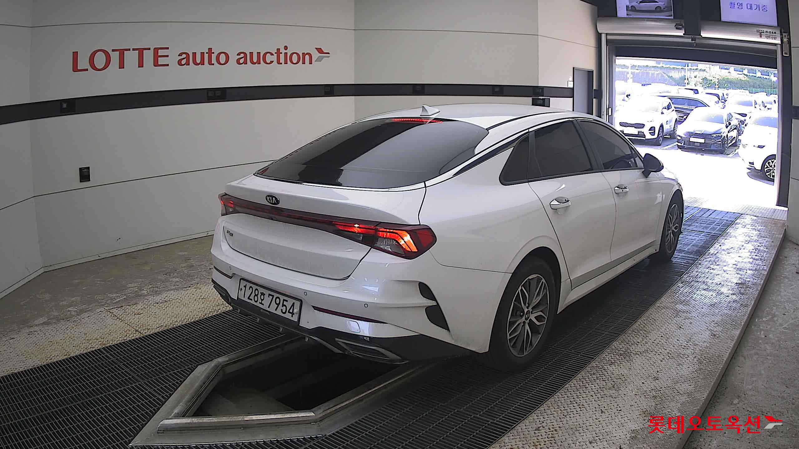 2020 - kia k5