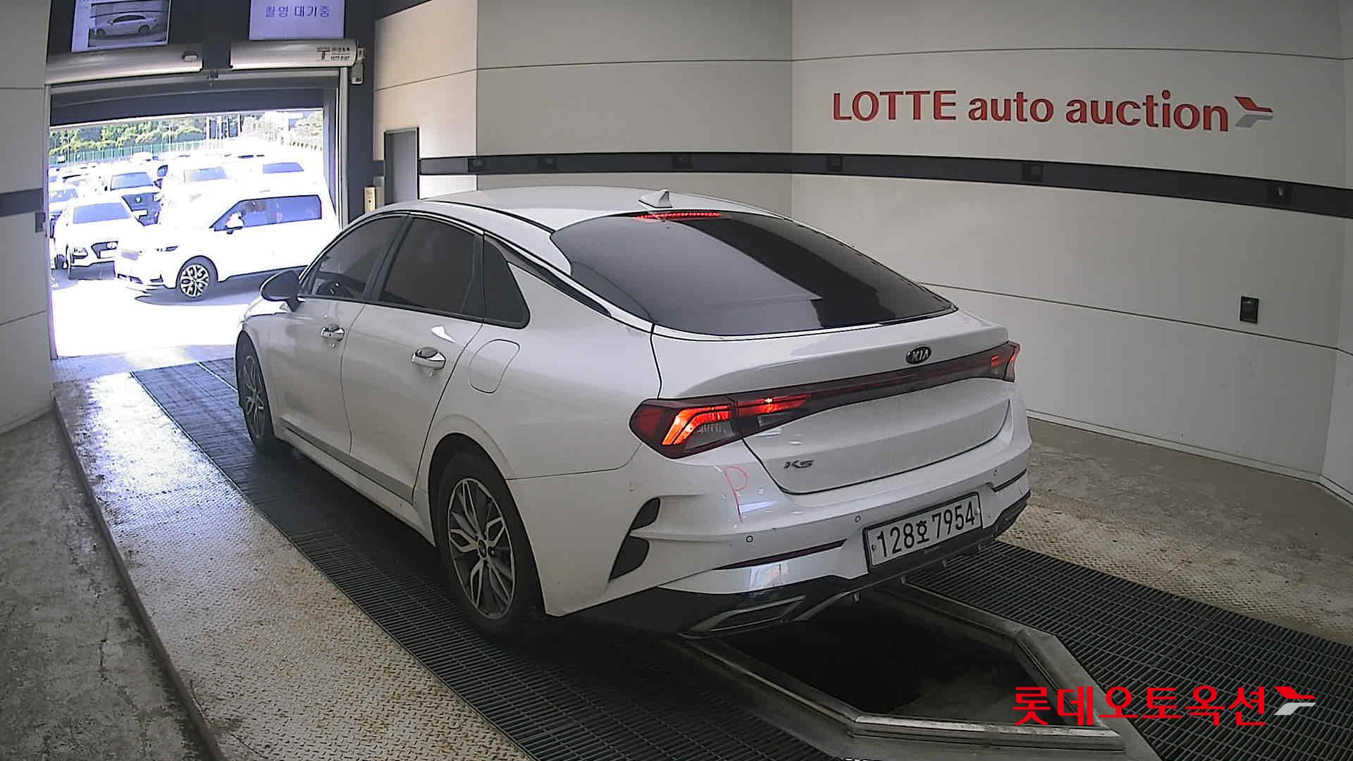 2020 - kia k5