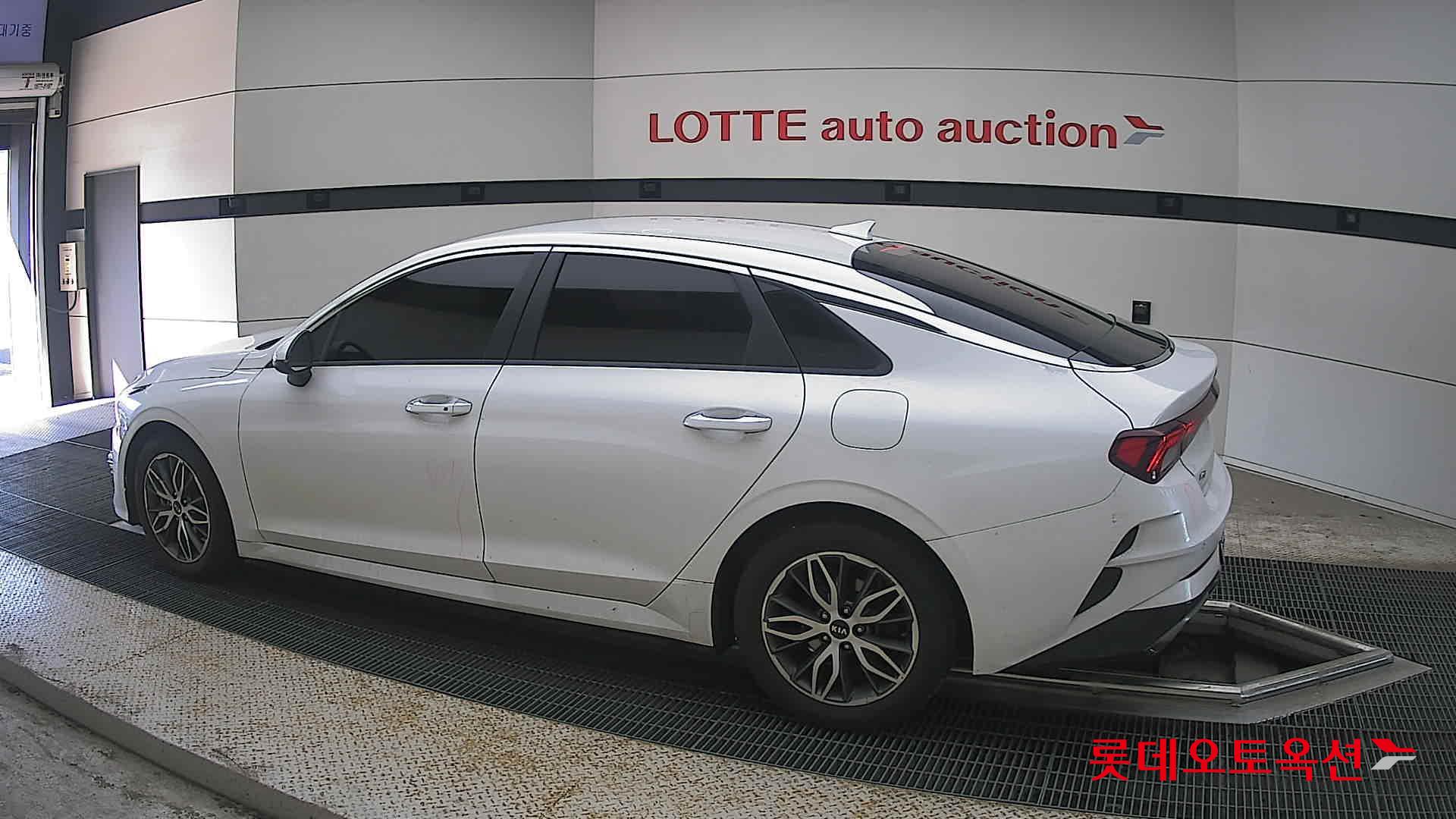 2020 - kia k5
