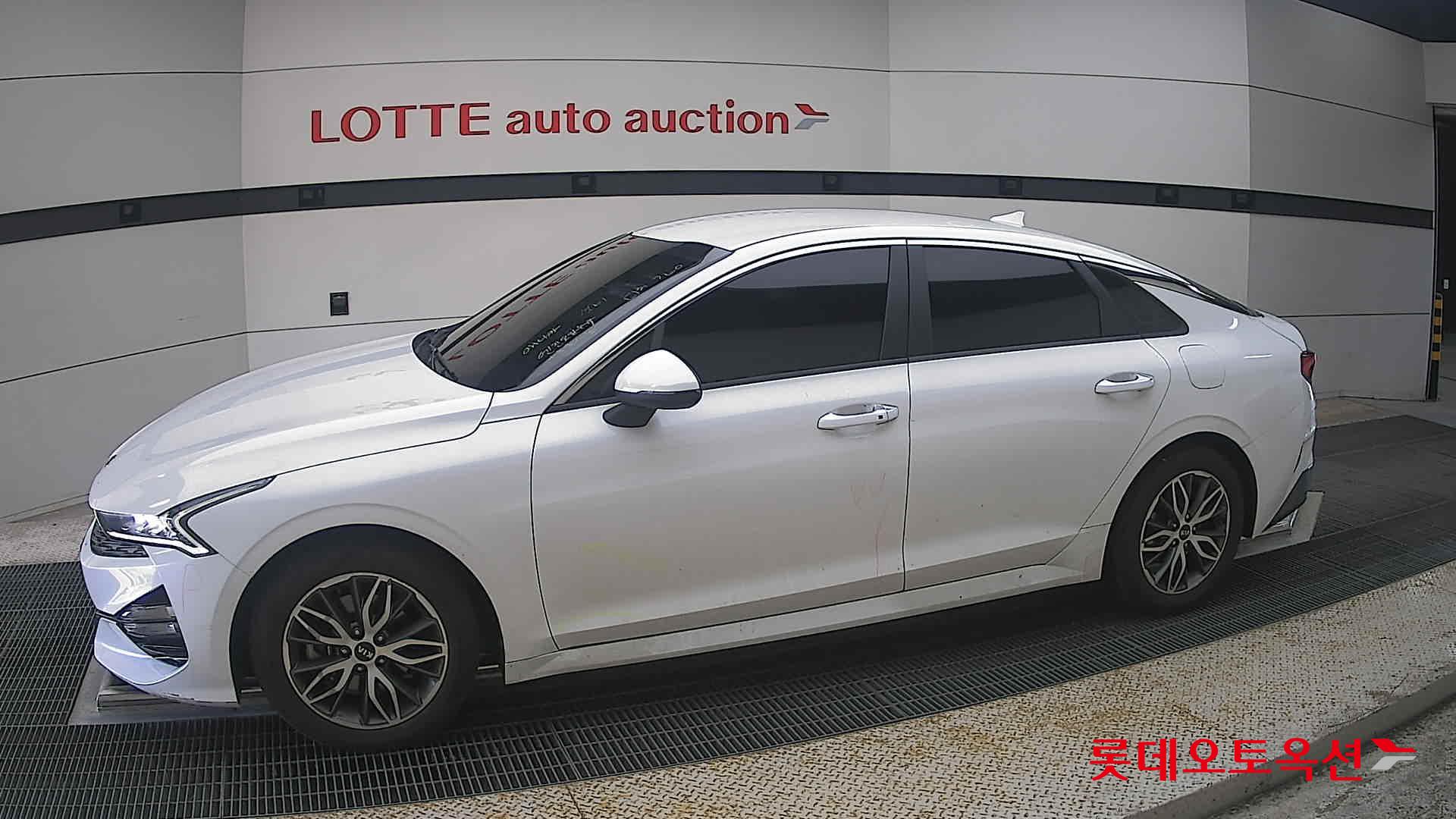 2020 - kia k5