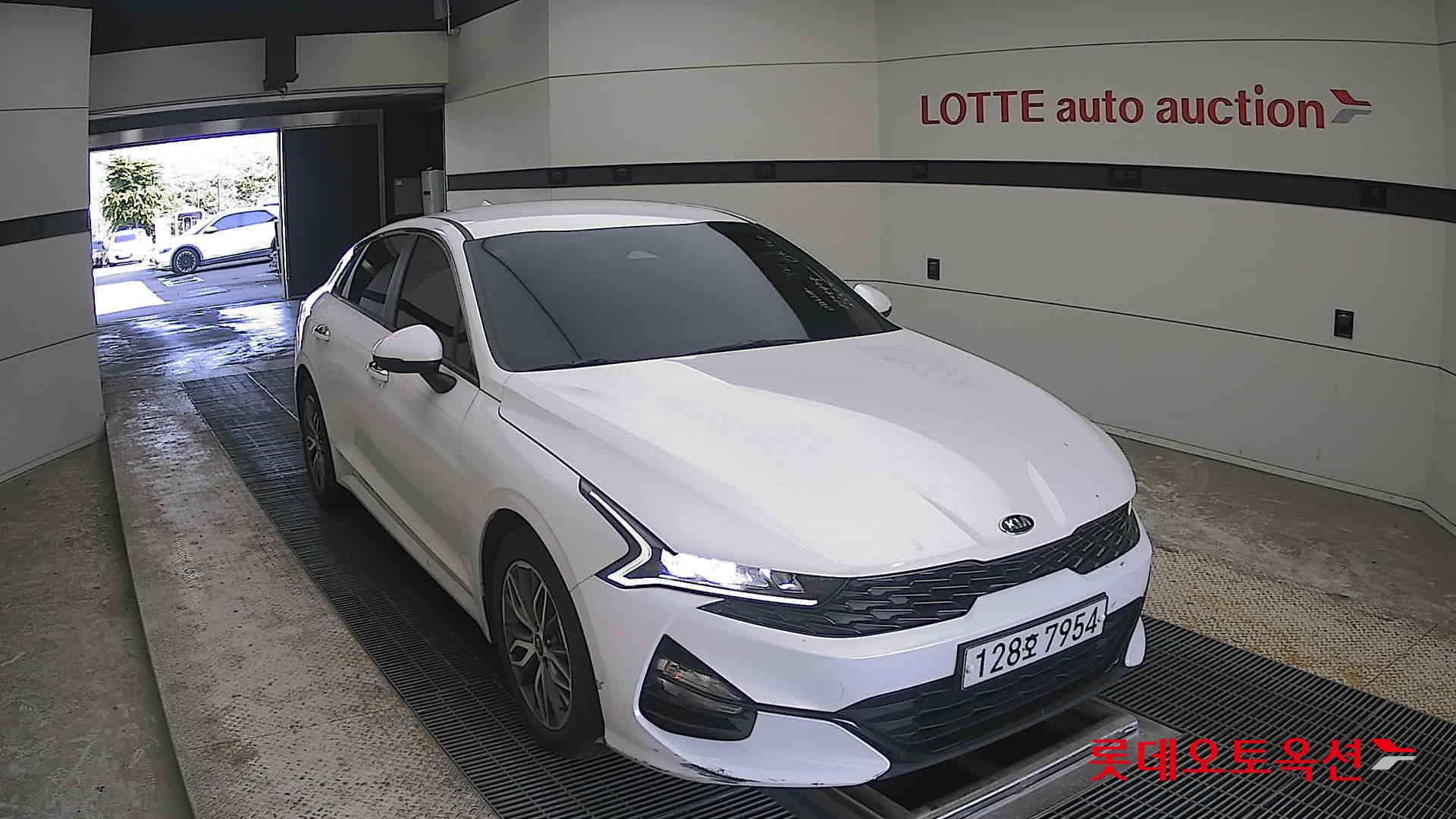2020 - kia k5