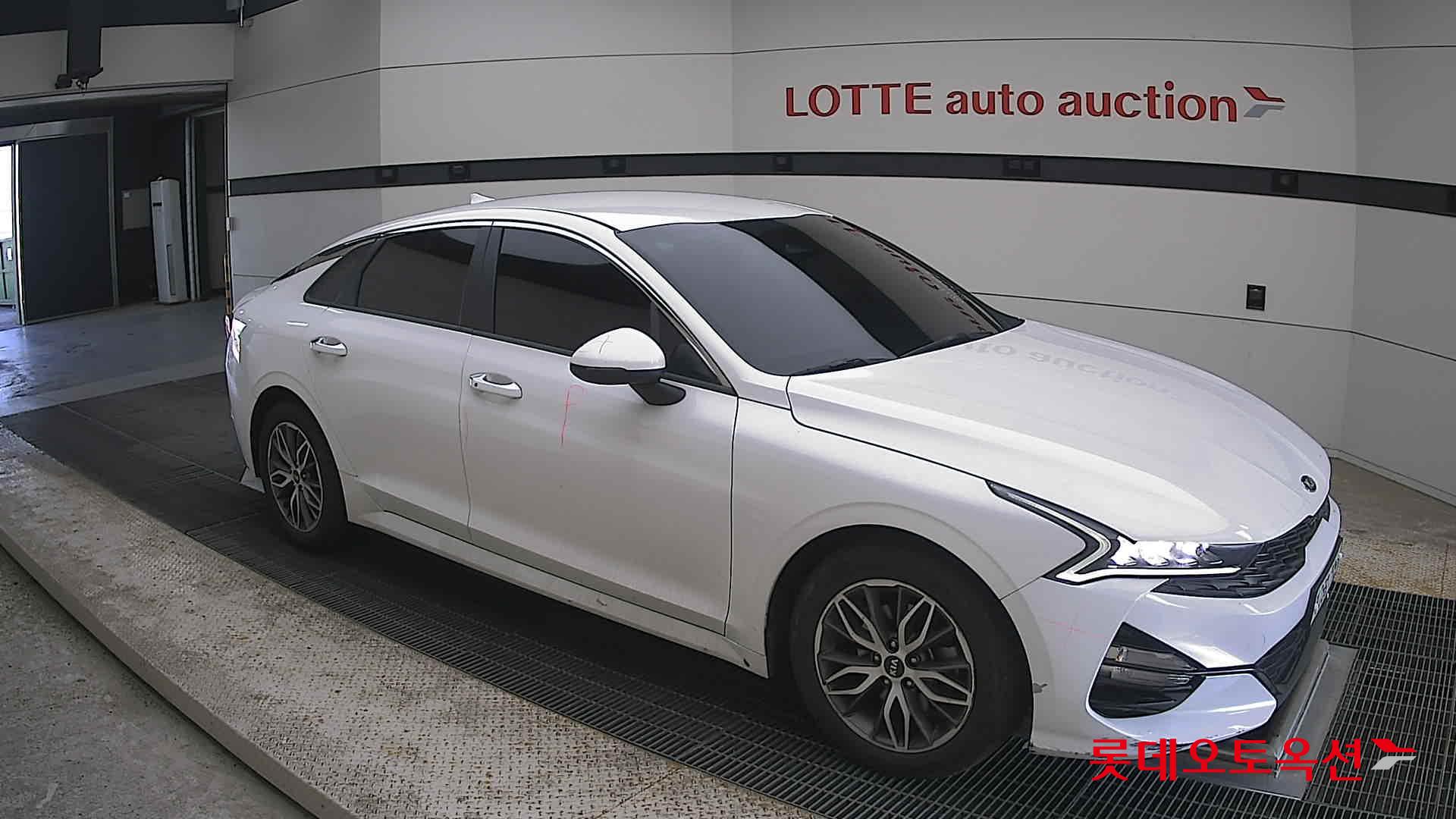 2020 - kia k5