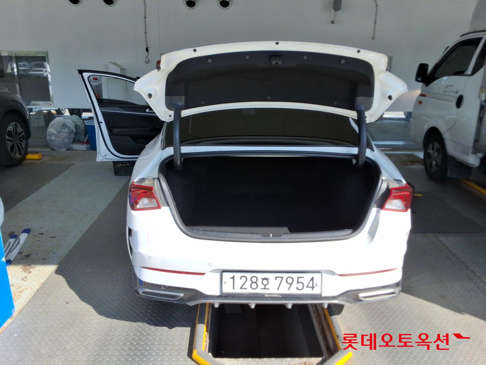 2020 - kia k5