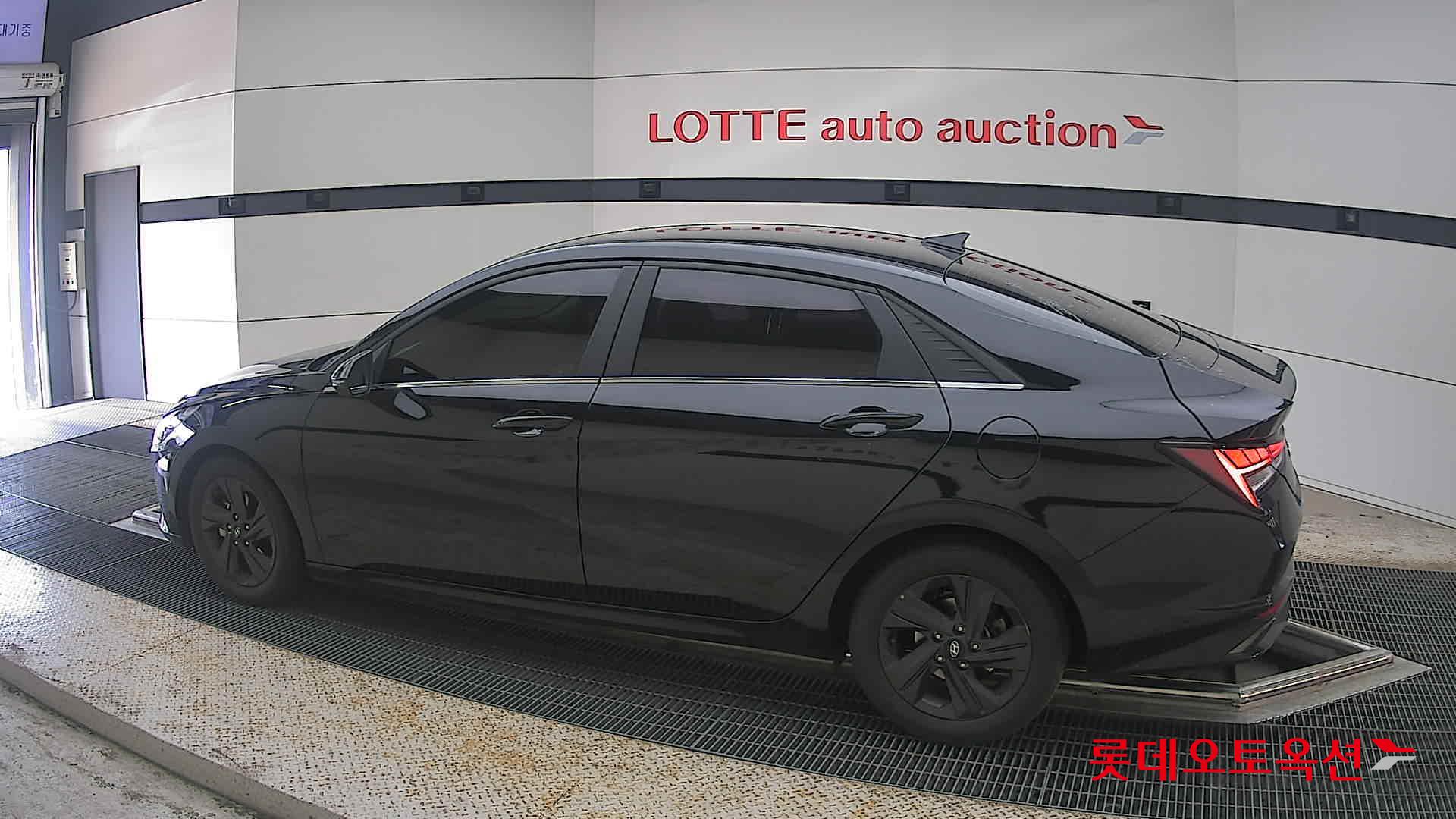 2021 - hyundai avante