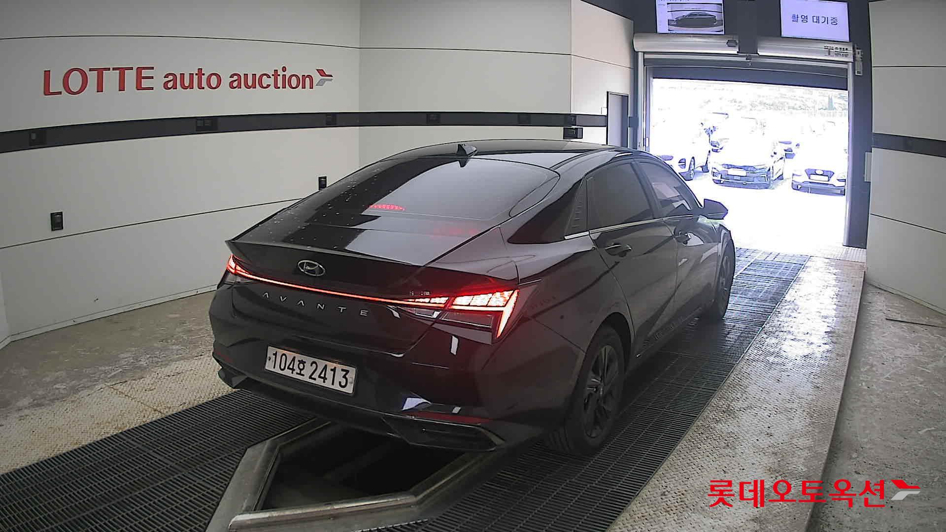 2021 - hyundai avante