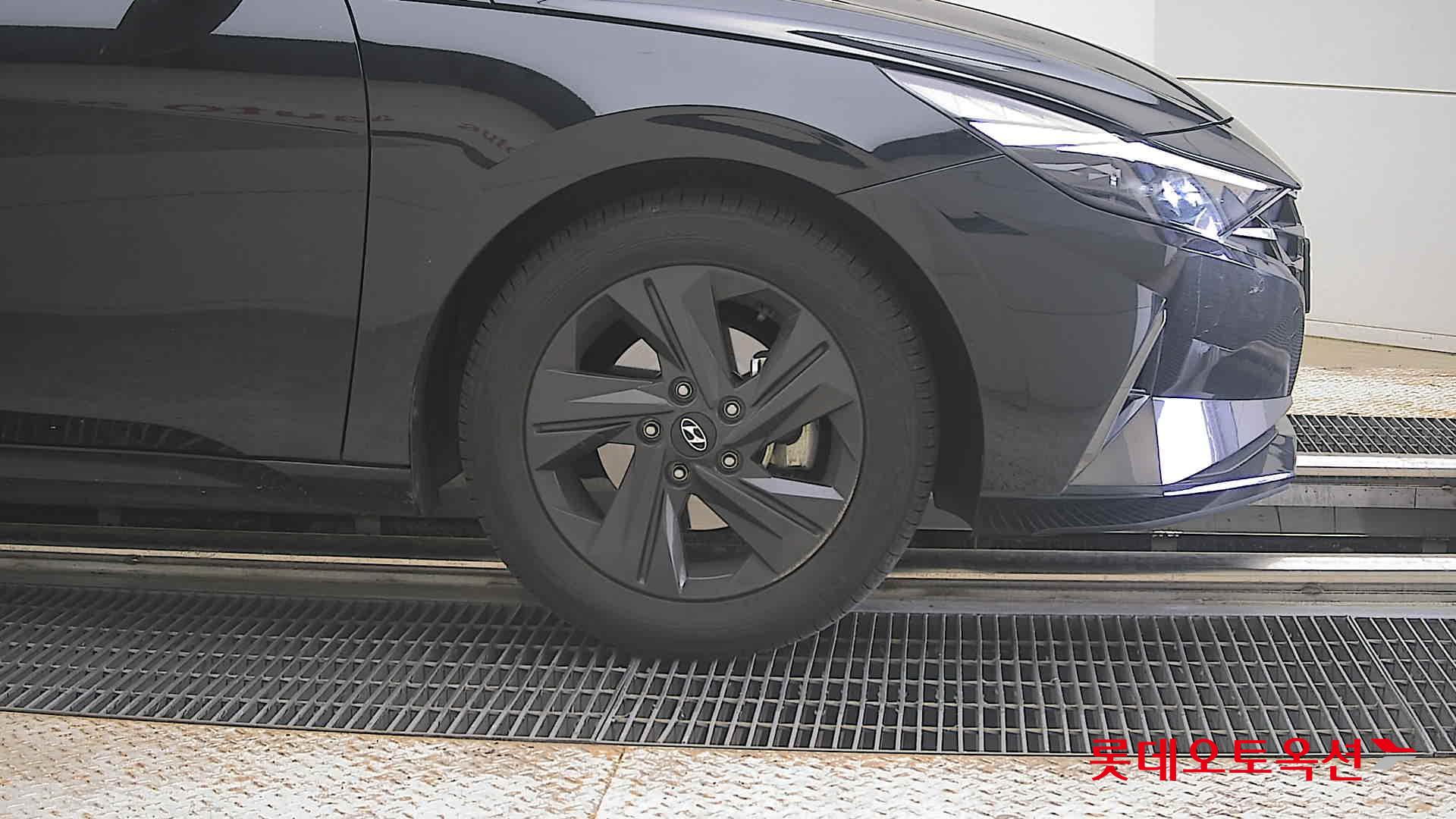 2021 - hyundai avante