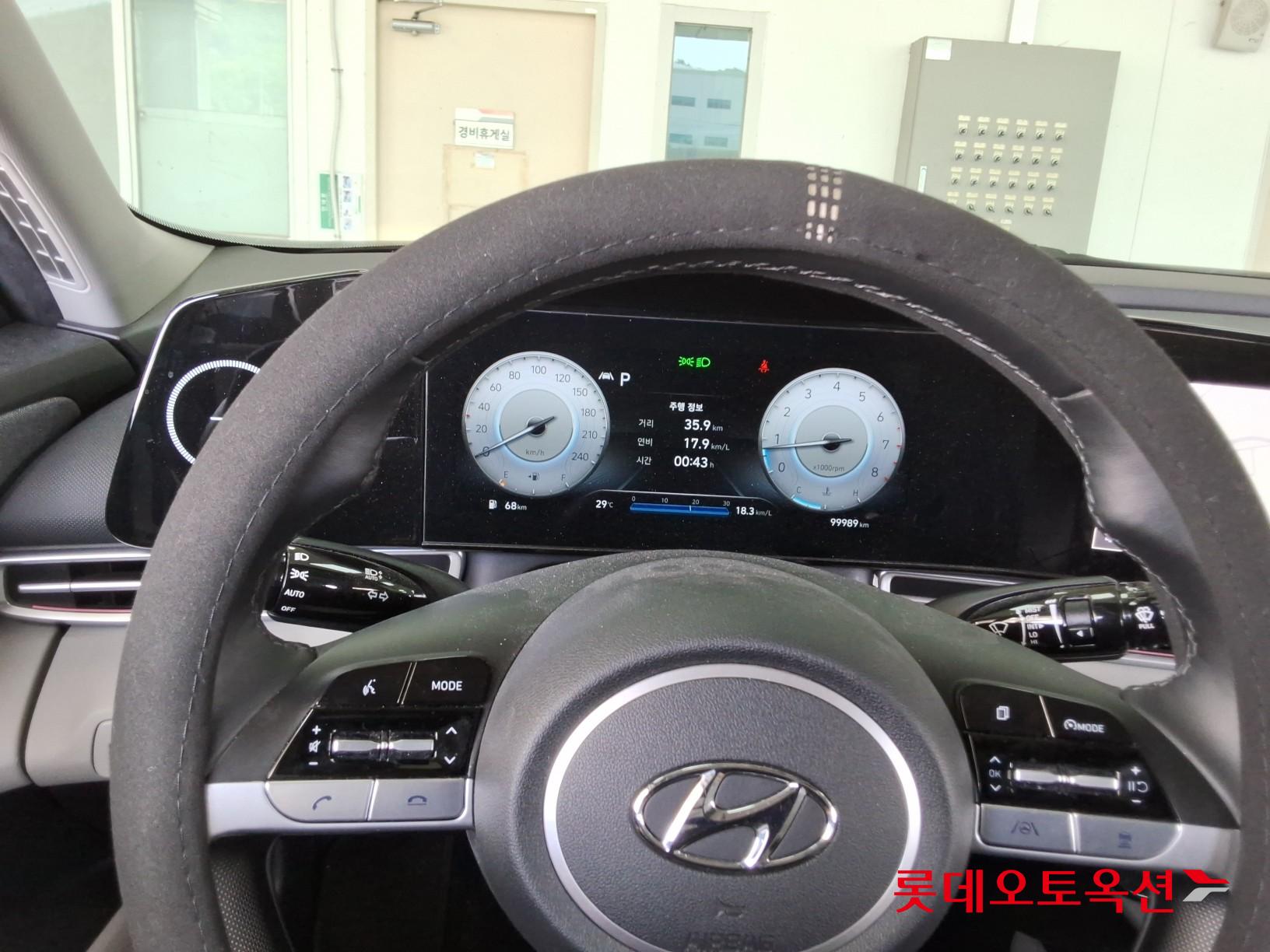 2021 - hyundai avante