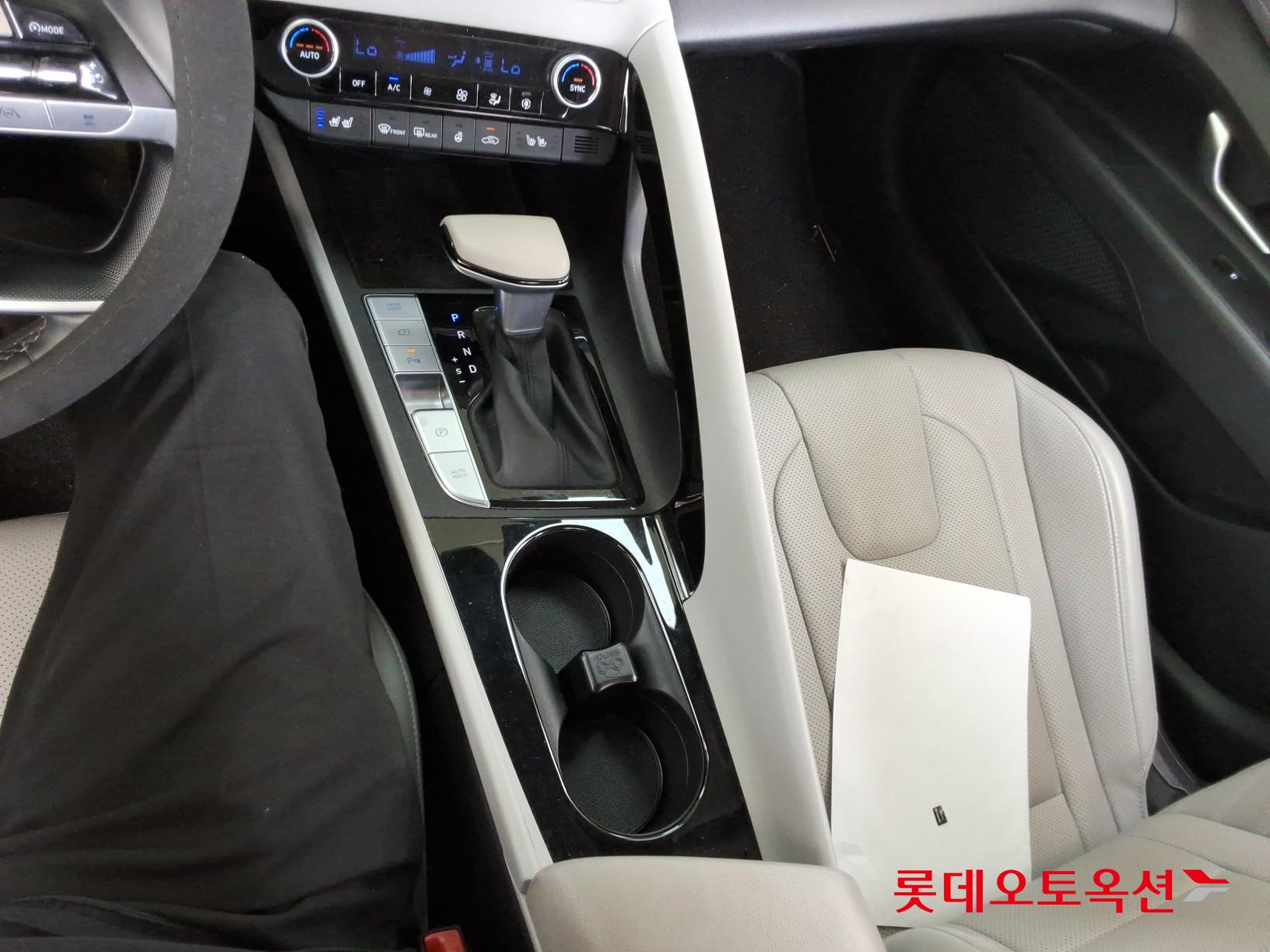2021 - hyundai avante