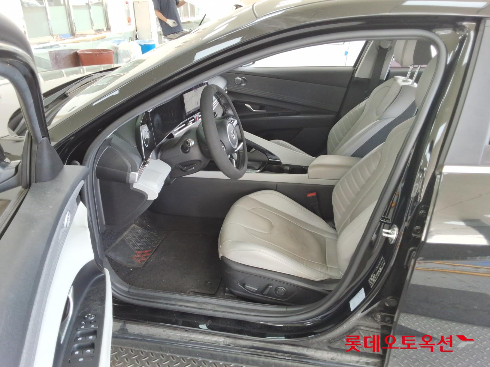 2021 - hyundai avante