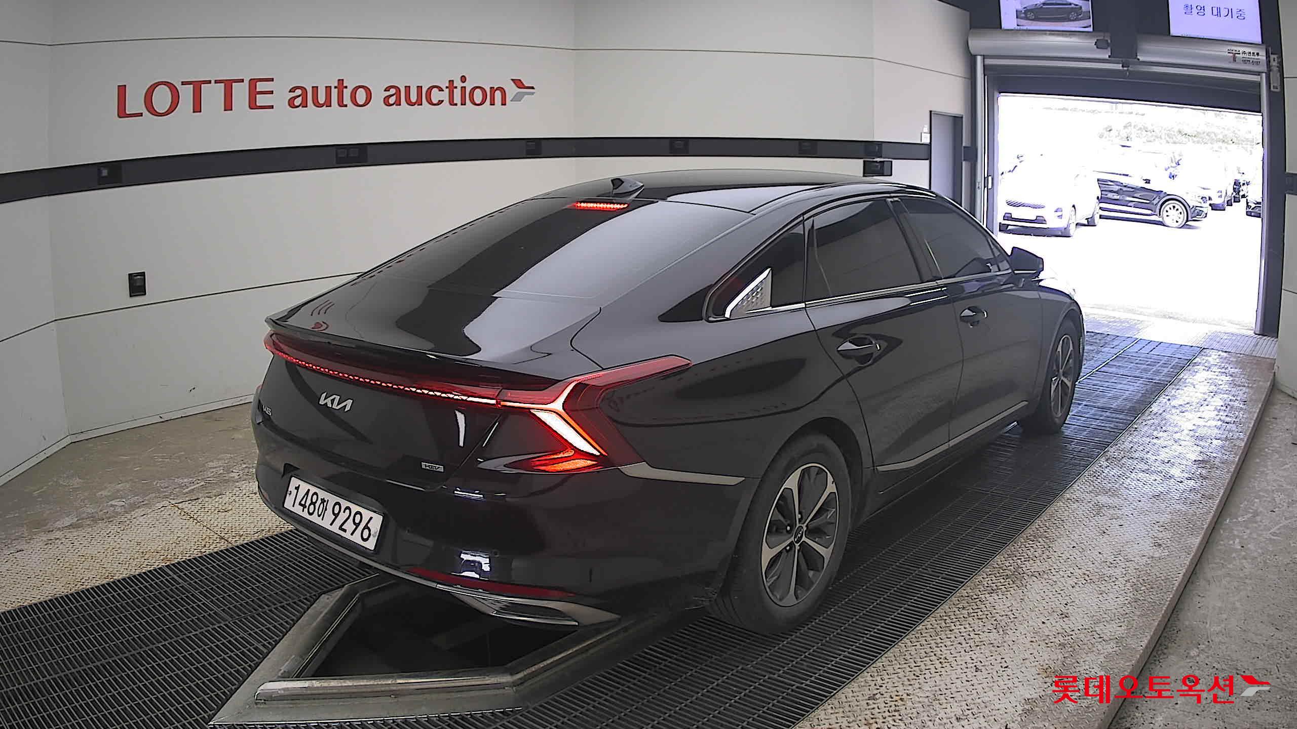 2022 - kia k8