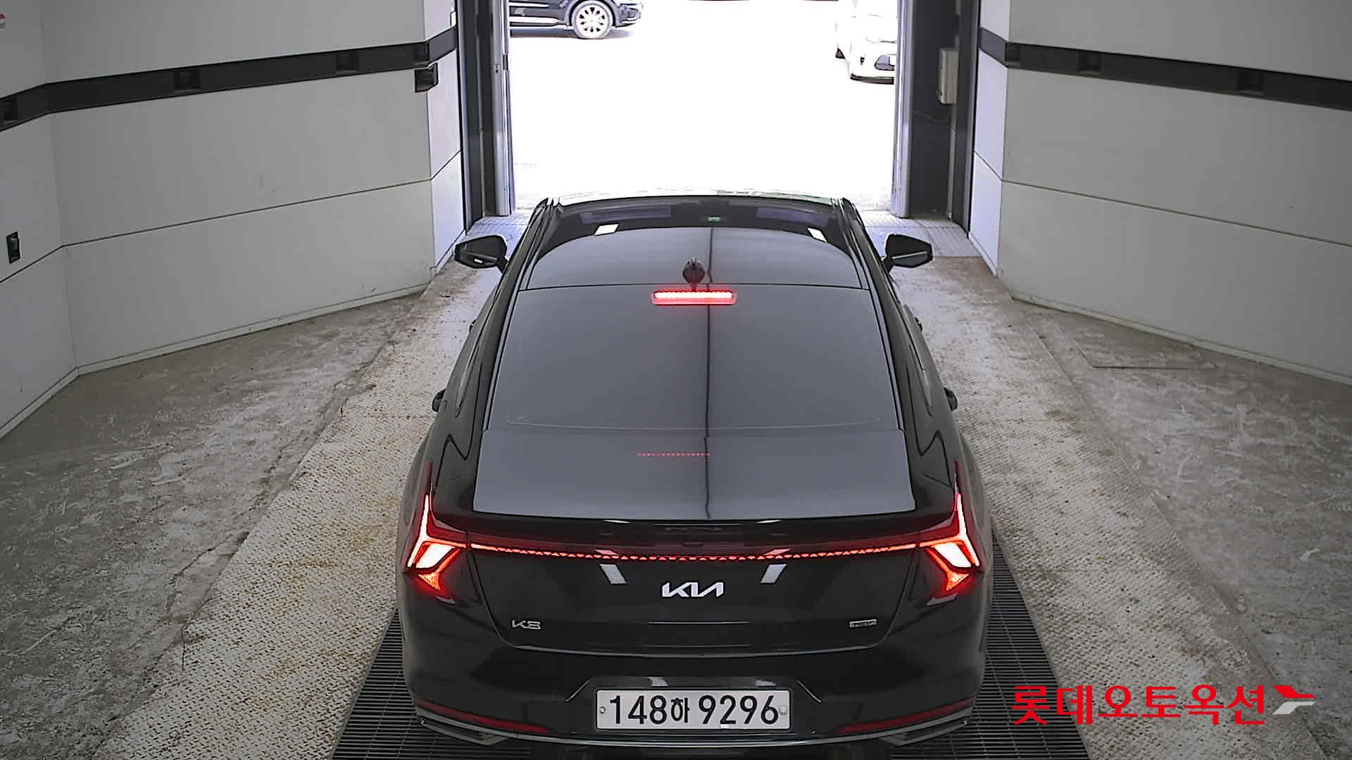 2022 - kia k8