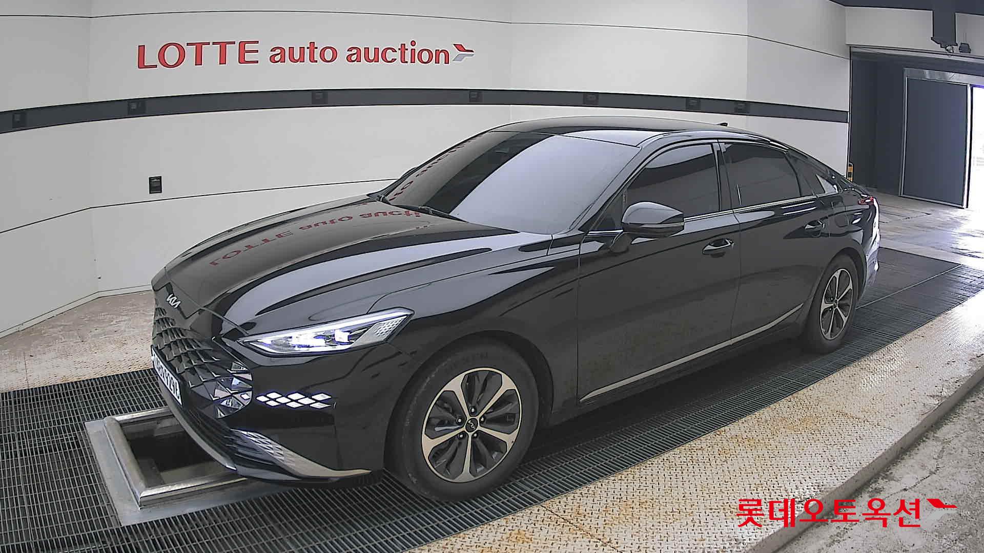 2022 - kia k8