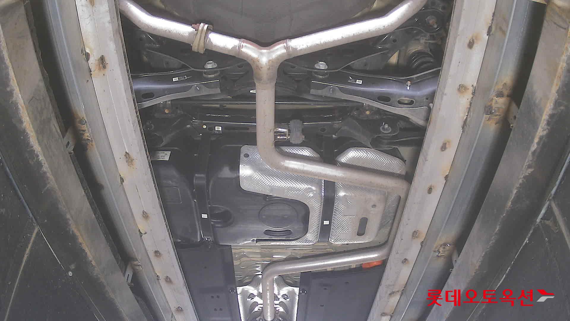 2022 - kia k8