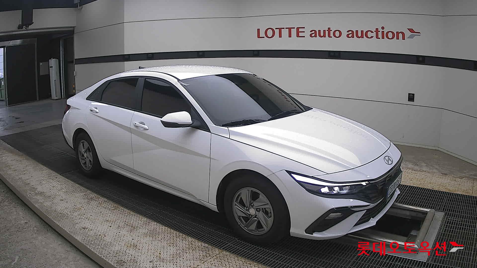 2025 - hyundai avante
