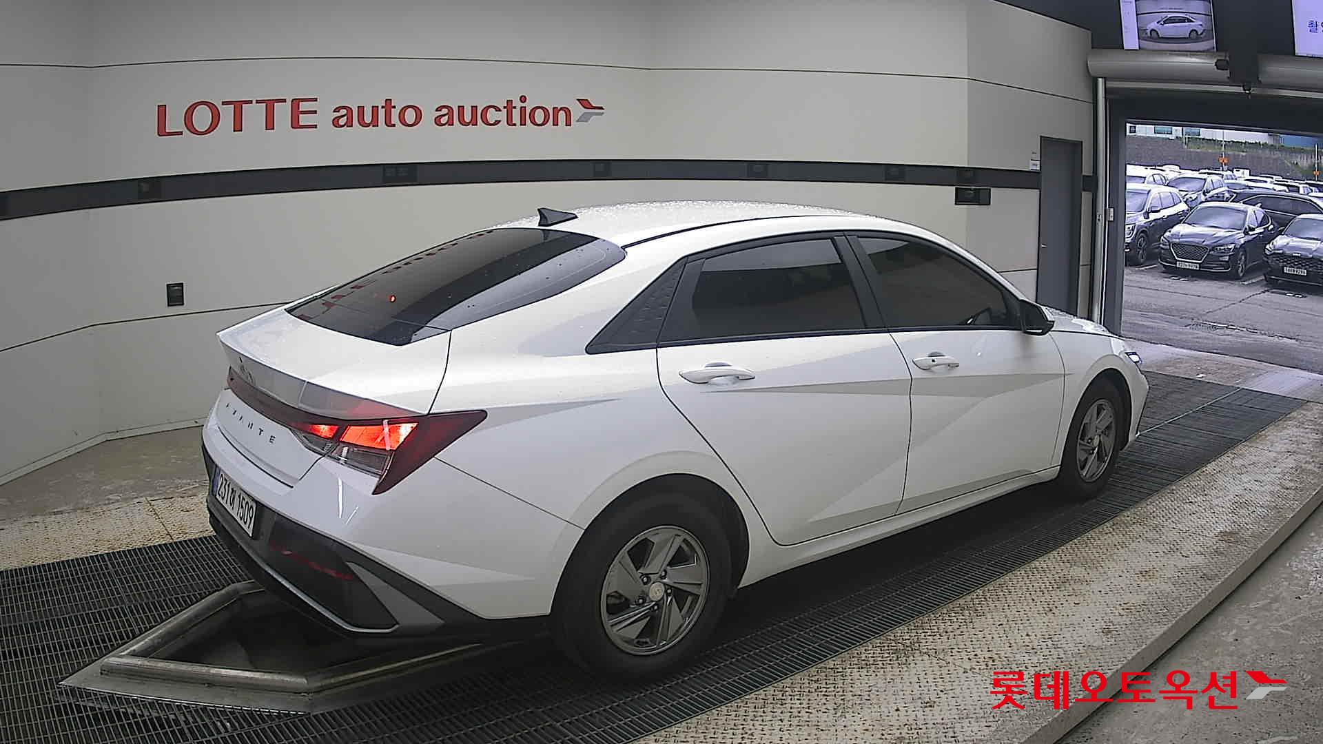 2025 - hyundai avante