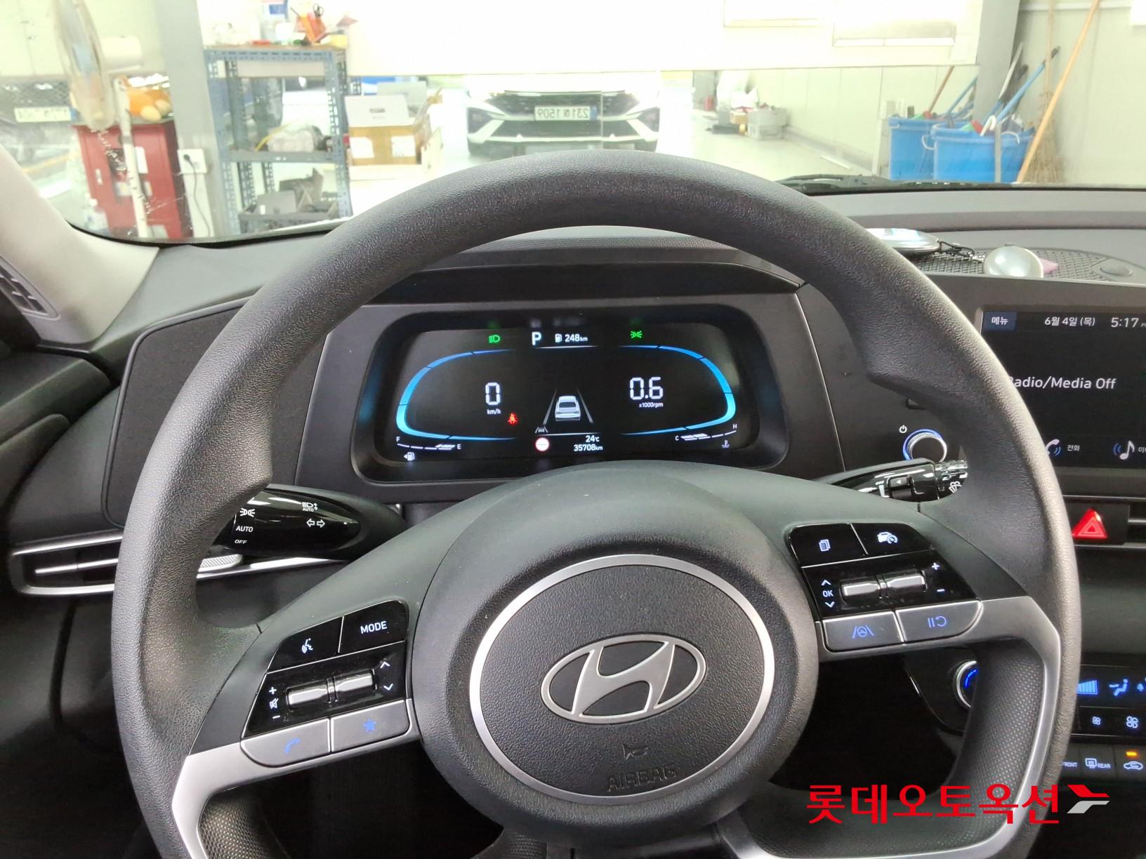 2025 - hyundai avante
