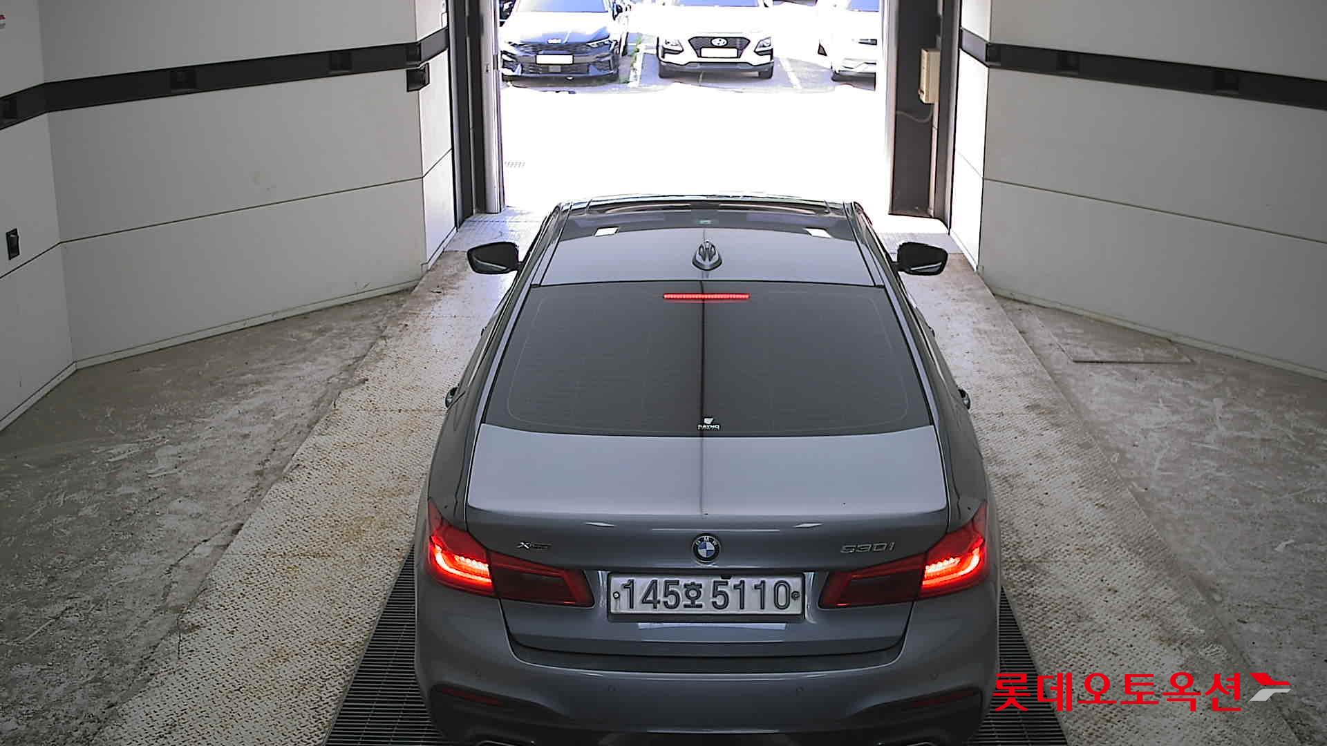 2020 - bmw 530i