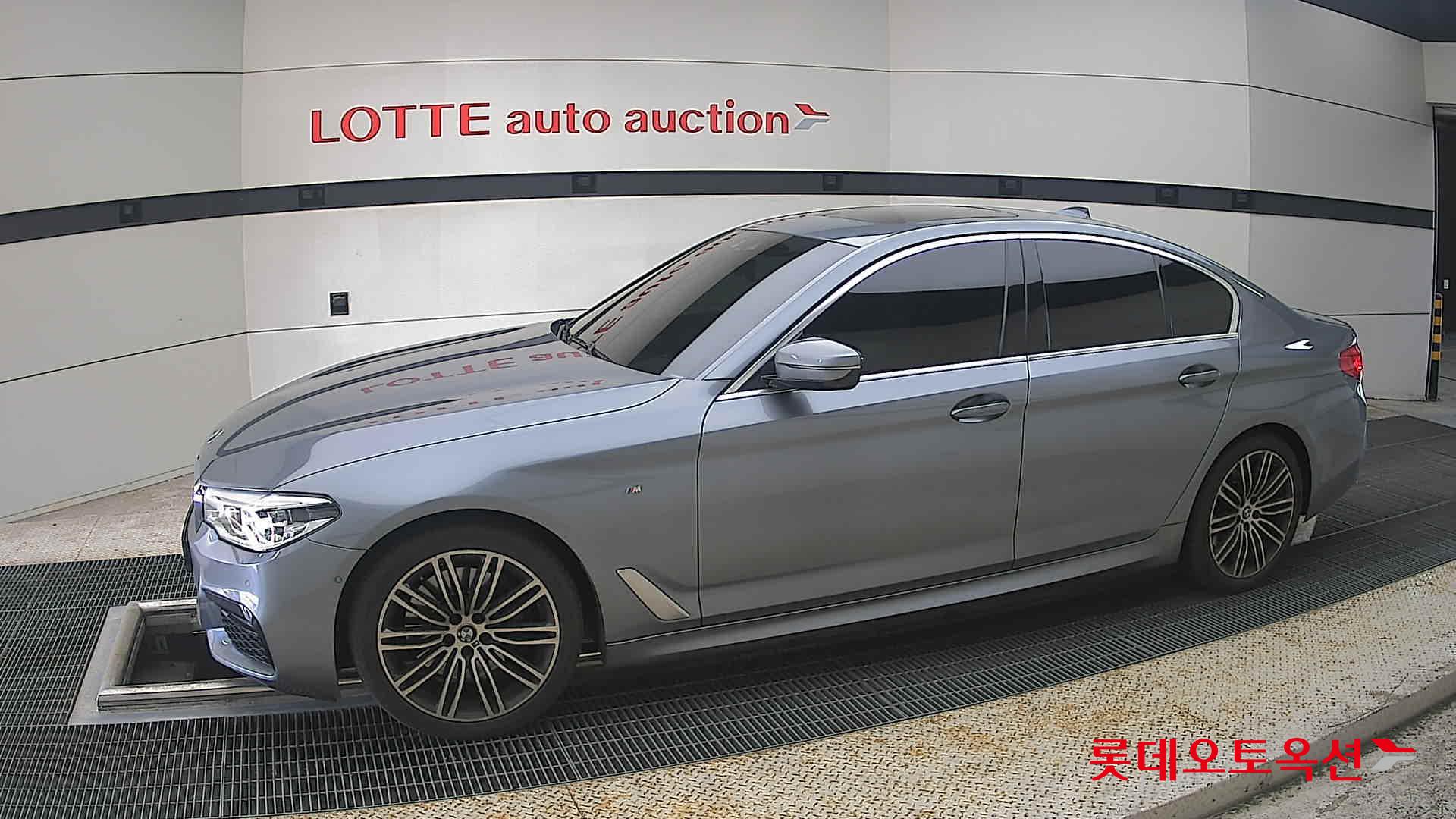 2020 - bmw 530i