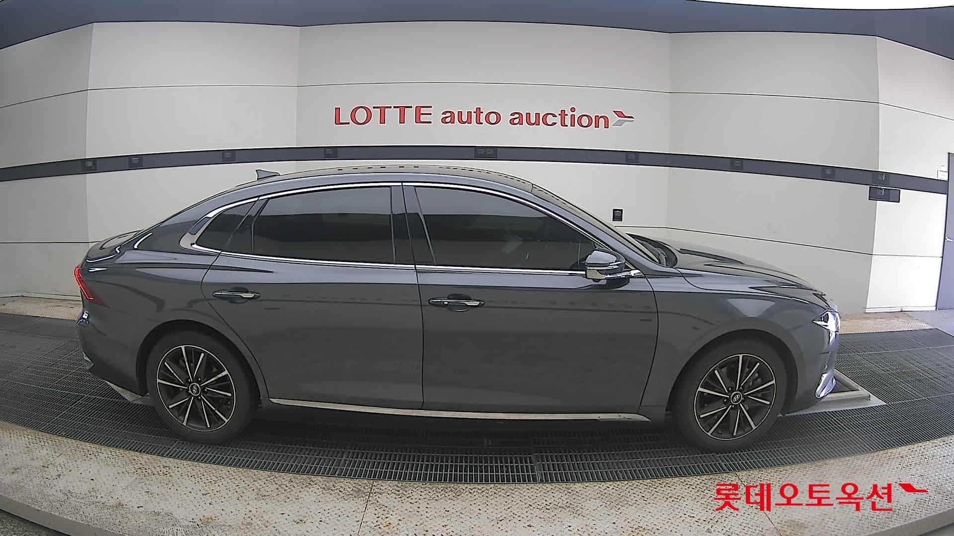 2022 - hyundai grandeur