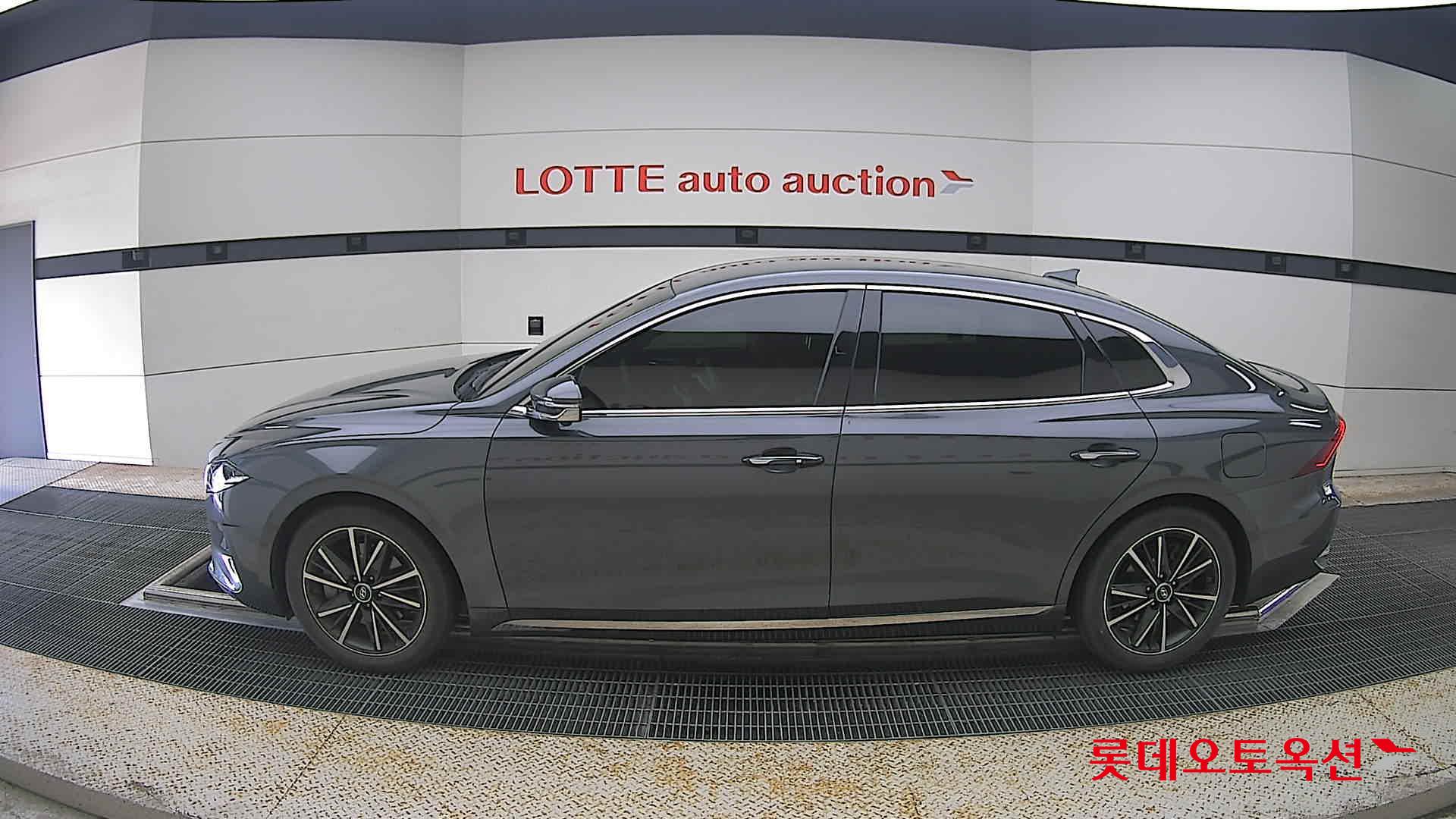 2022 - hyundai grandeur