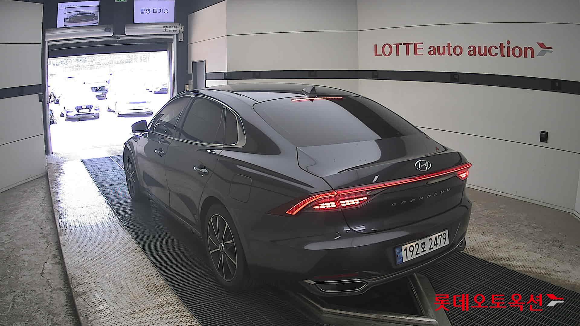 2022 - hyundai grandeur