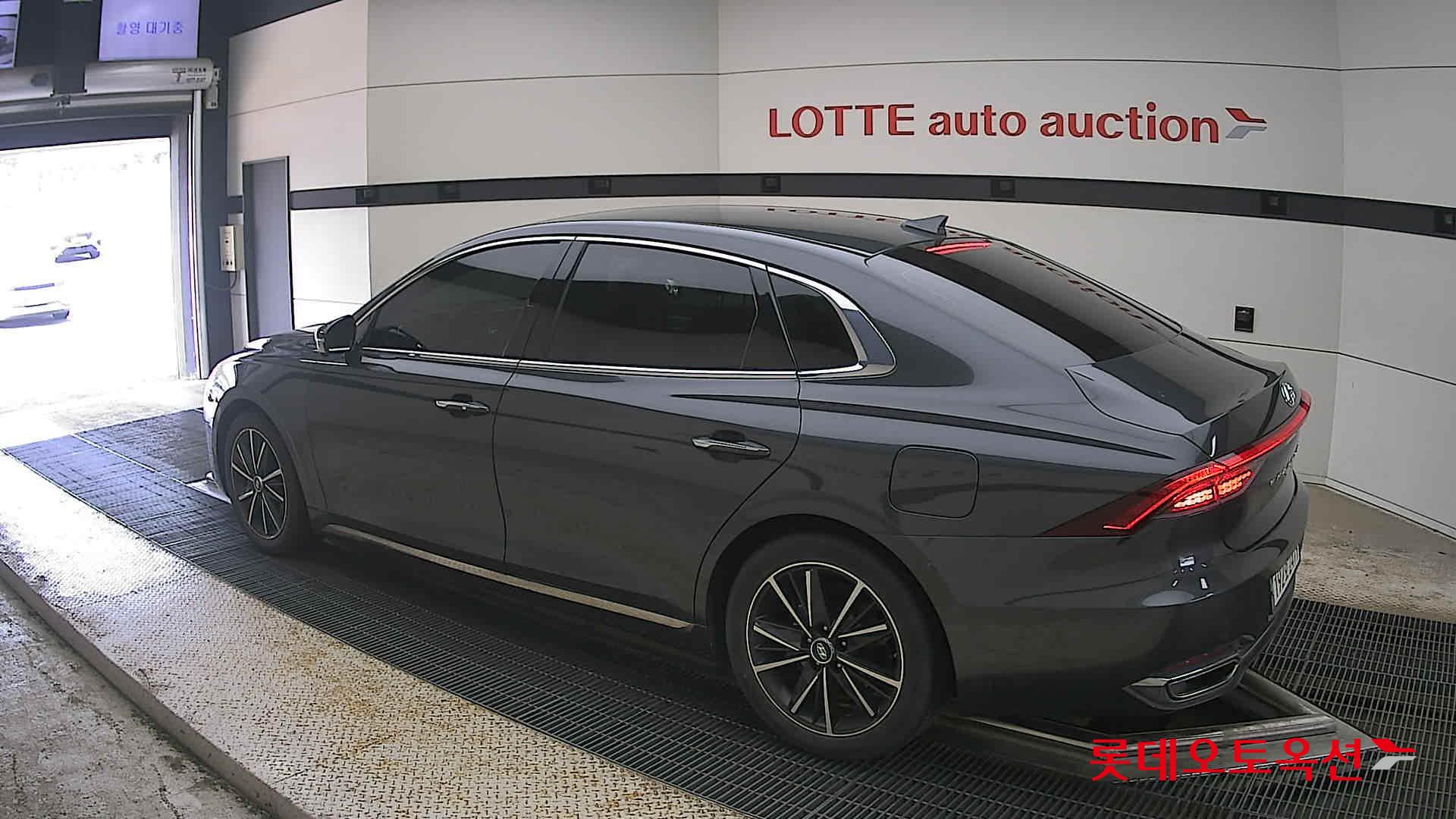 2022 - hyundai grandeur
