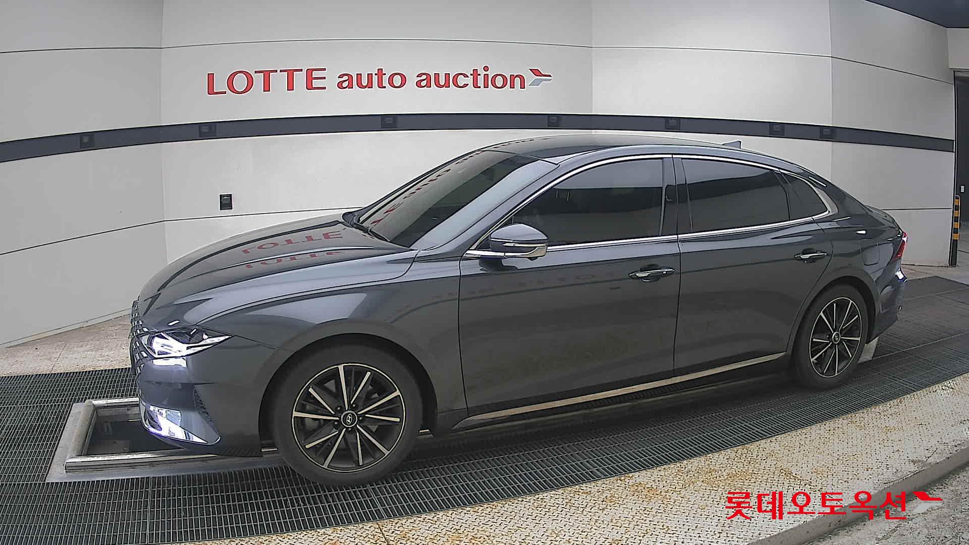 2022 - hyundai grandeur