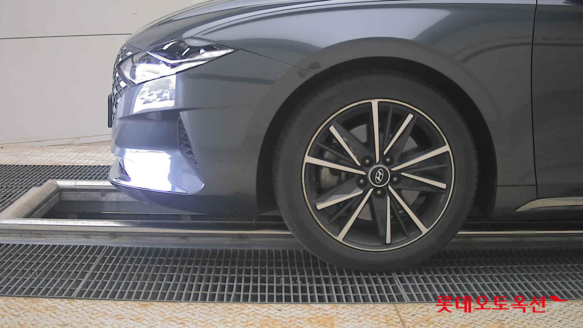 2022 - hyundai grandeur