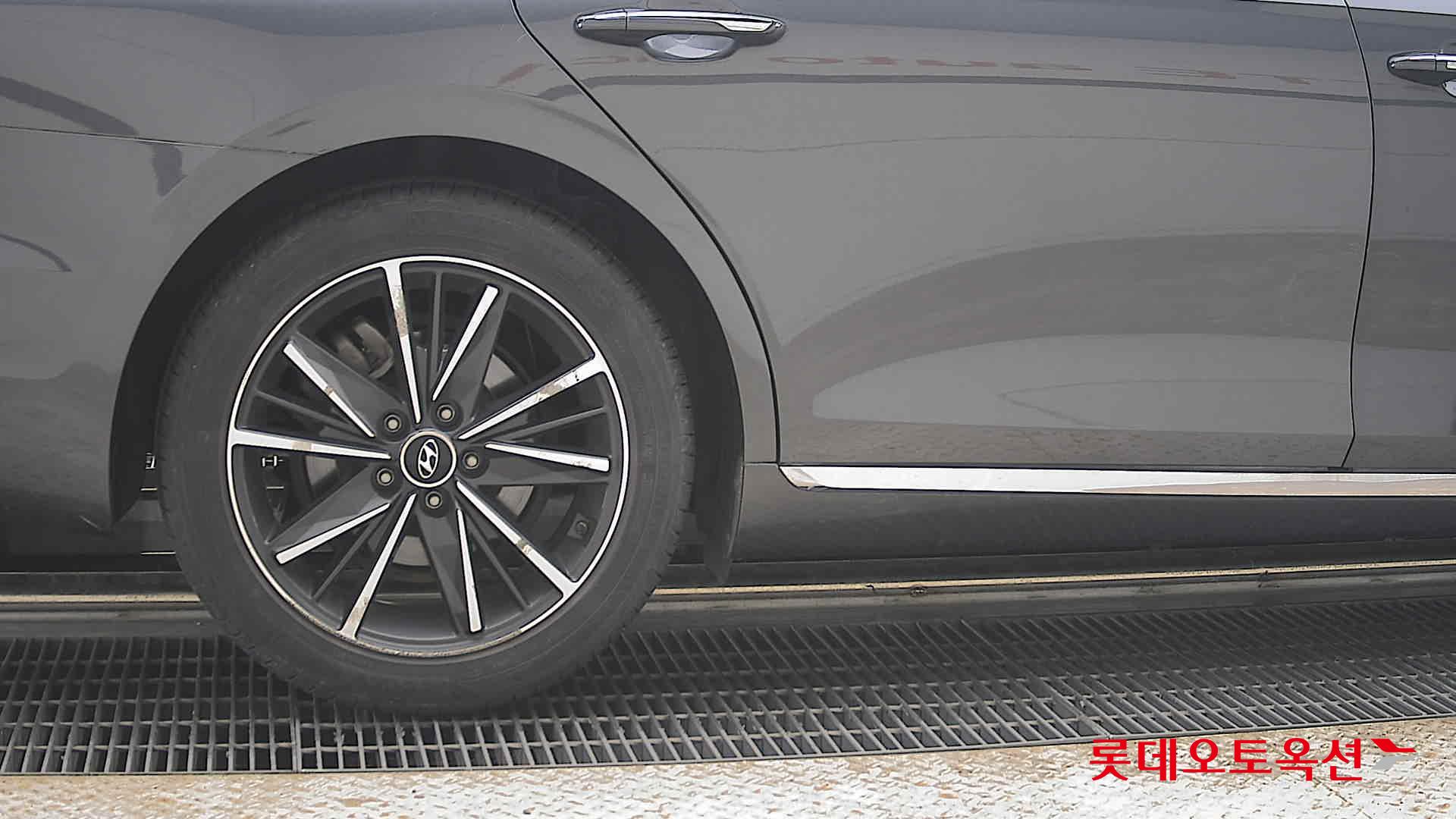 2022 - hyundai grandeur