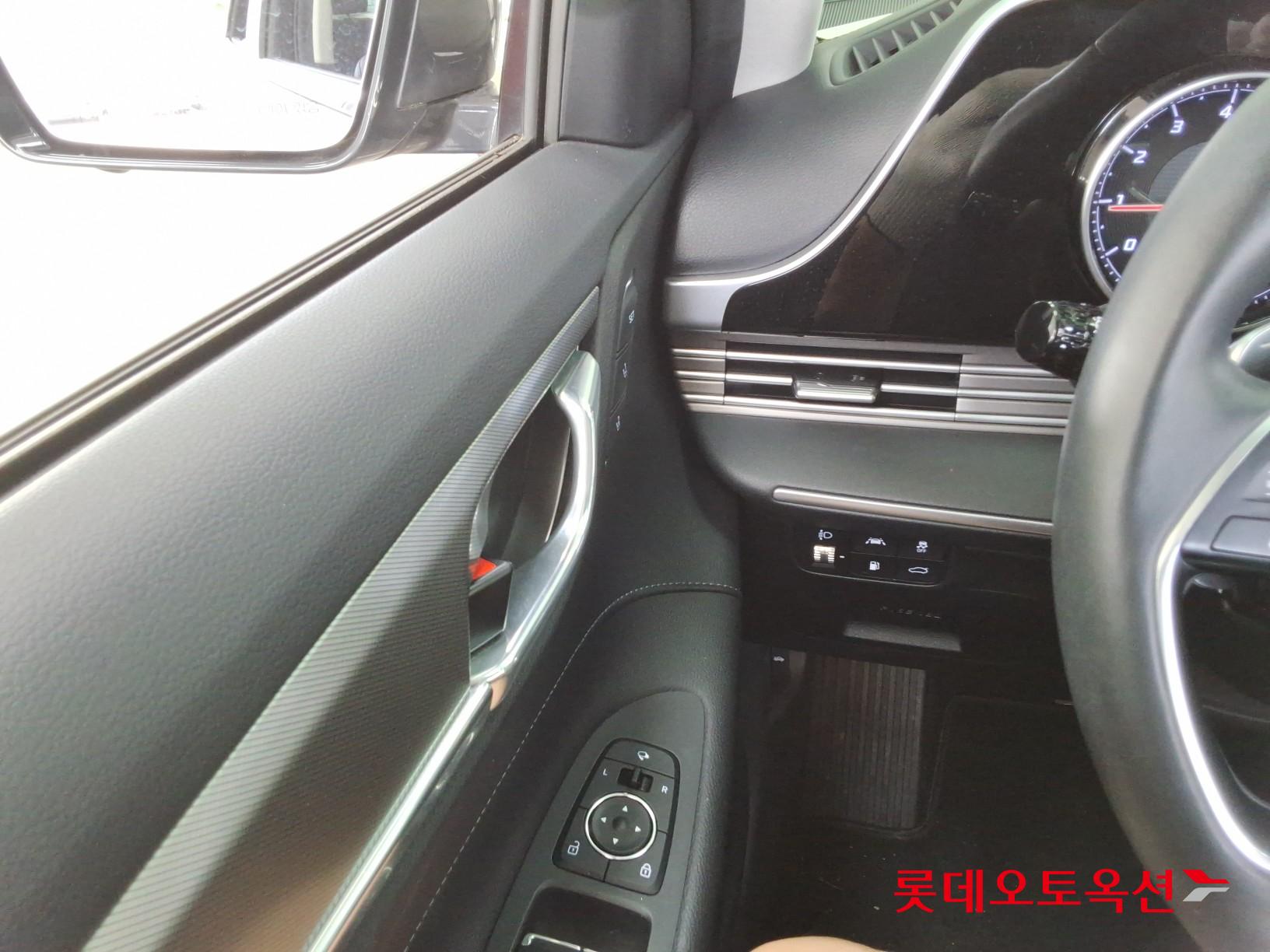 2022 - hyundai grandeur