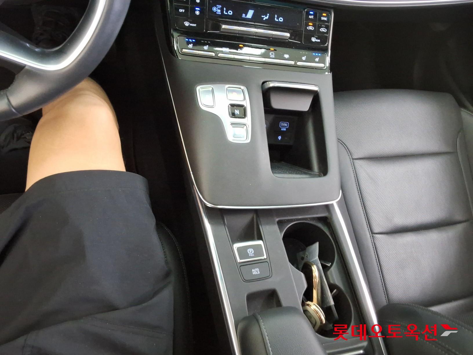 2022 - hyundai grandeur