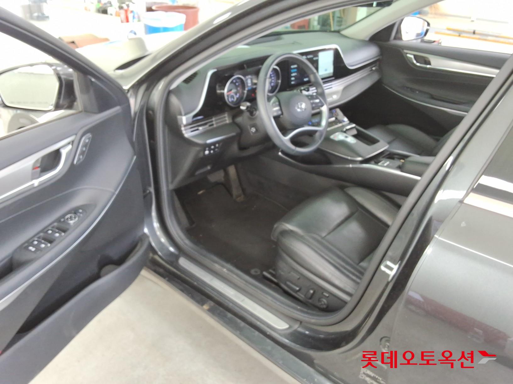 2022 - hyundai grandeur