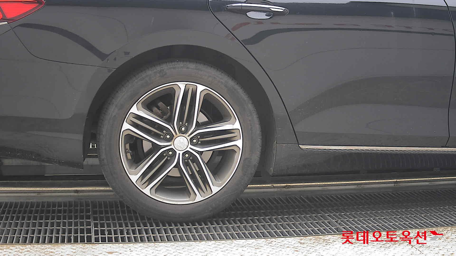 2019 - hyundai grandeur