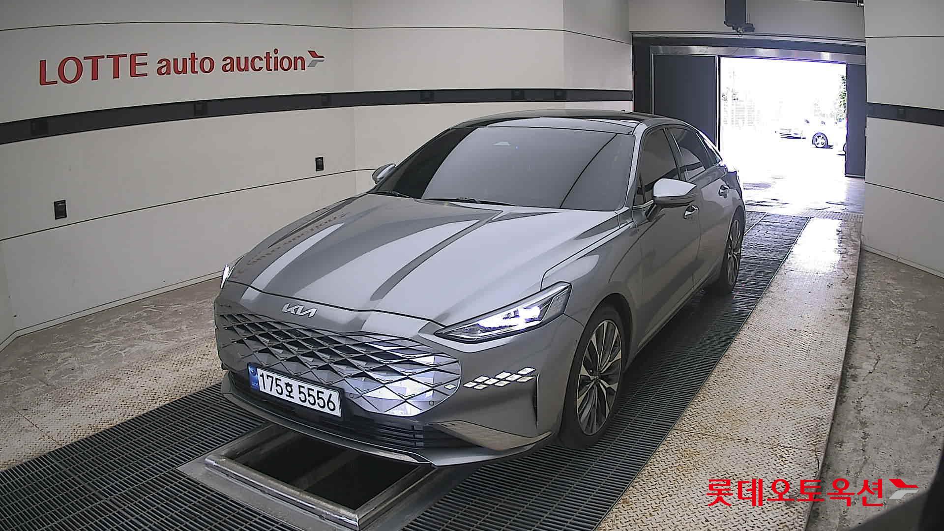 2023 - kia k8