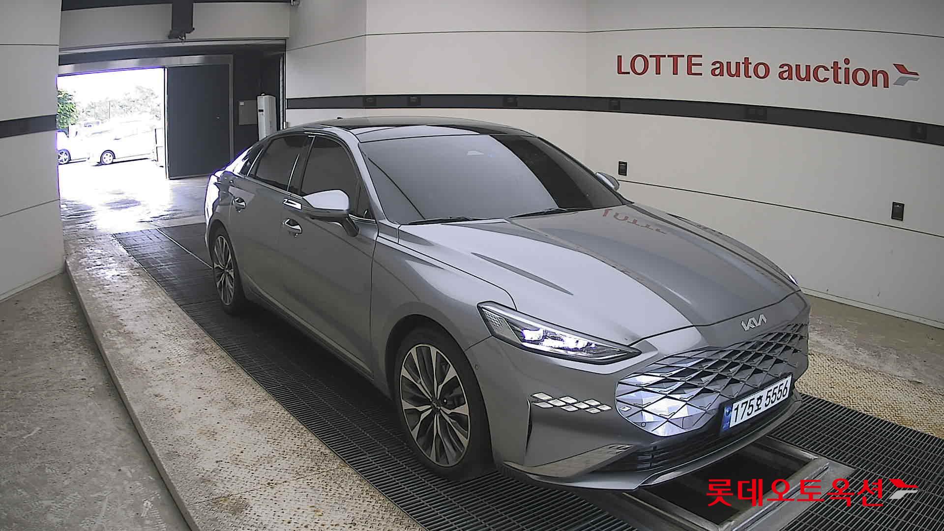 2023 - kia k8