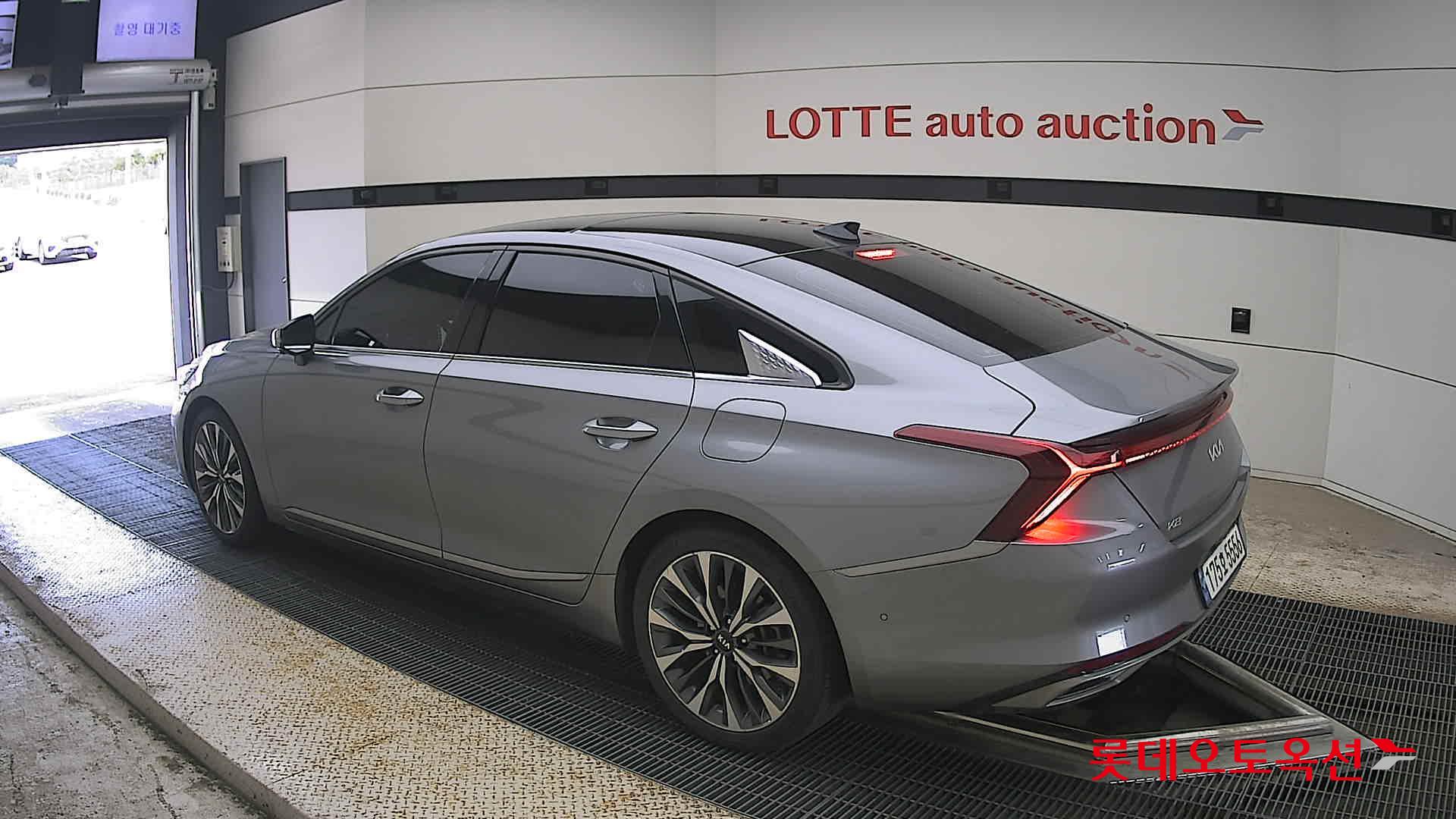 2023 - kia k8