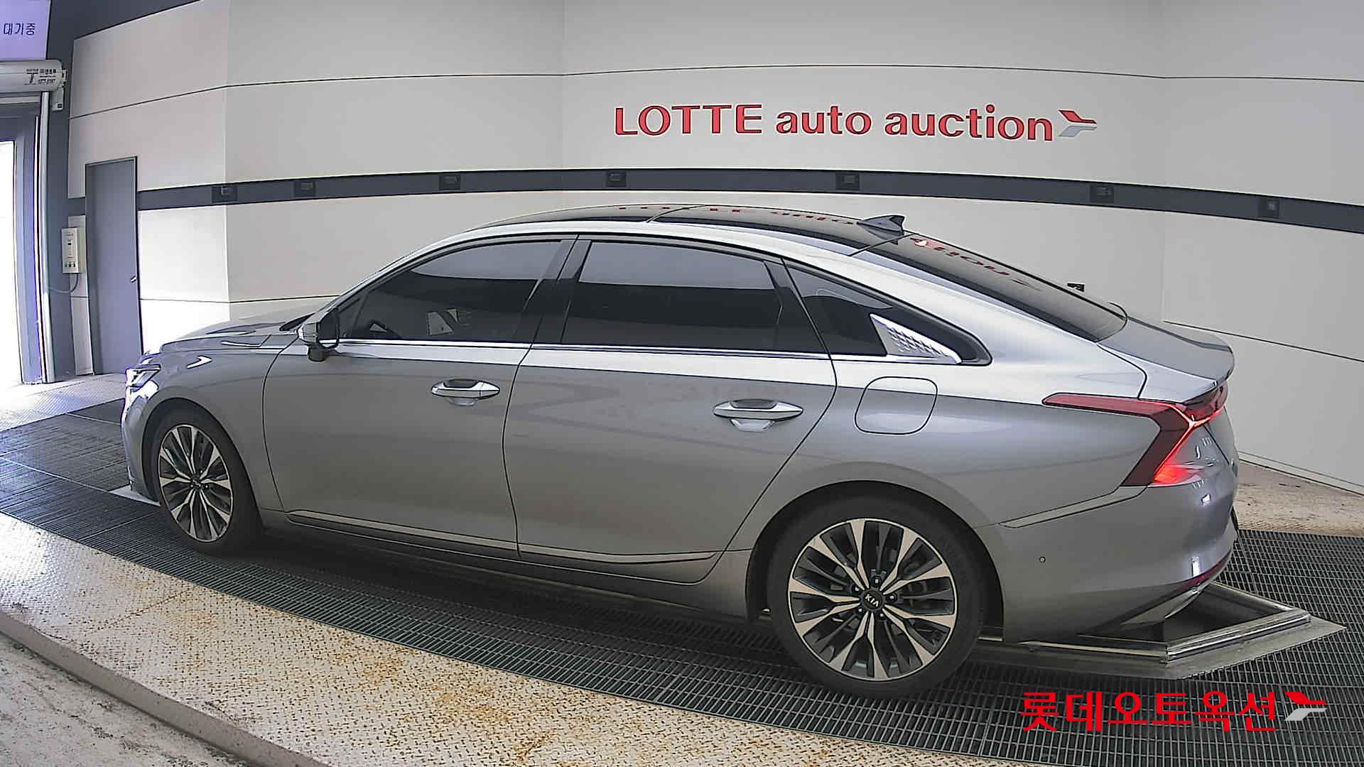 2023 - kia k8